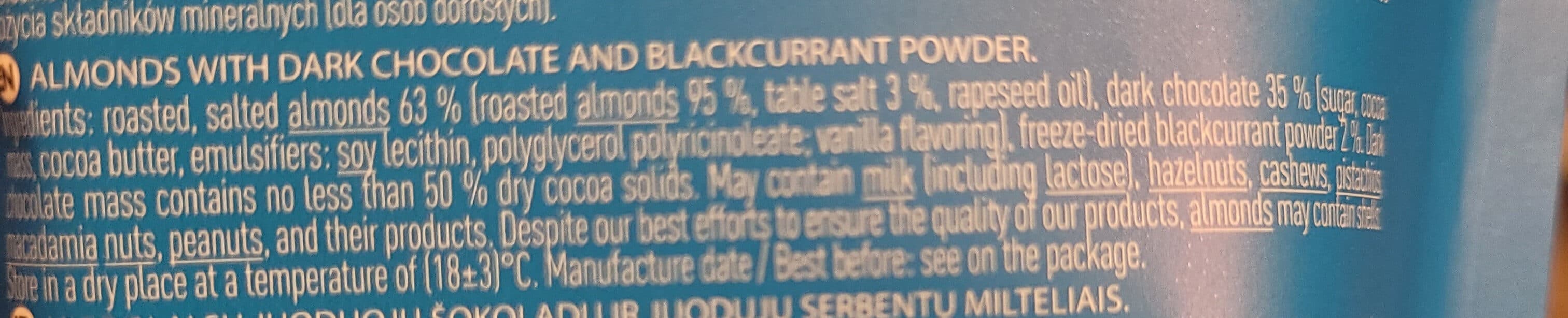 Pergale Dark Chocolate Almonds packshot