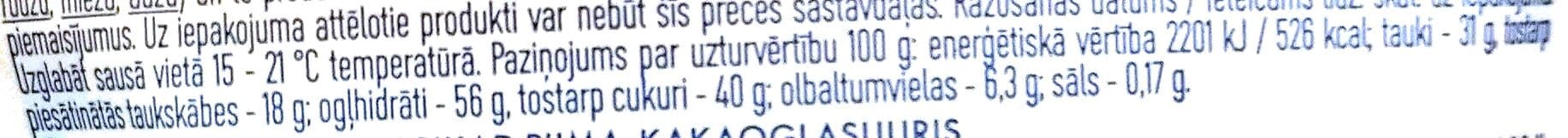 Pergale Strawberries milk chocolate packshot