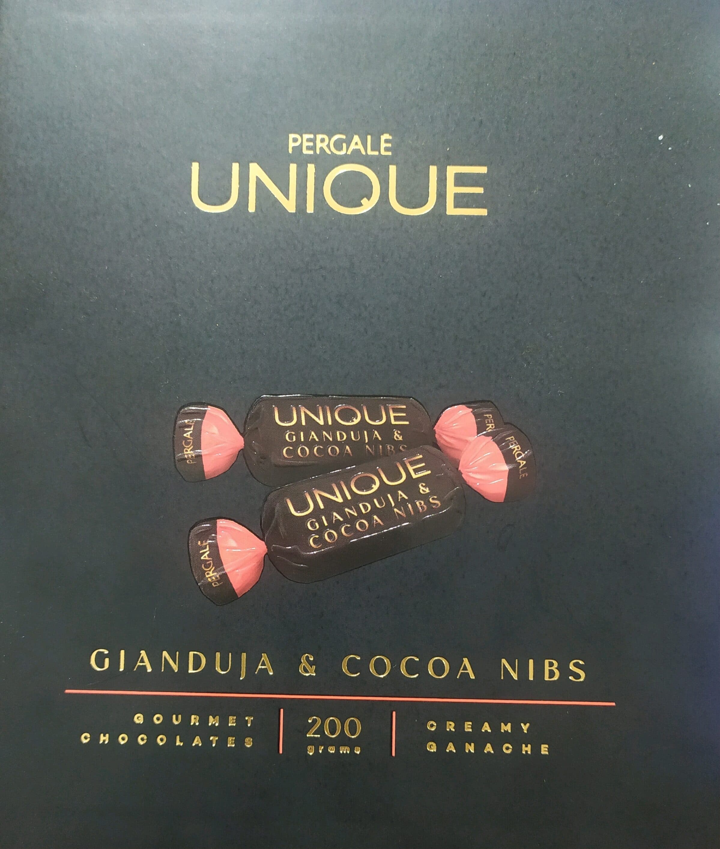 PERGALĖ UNIQUE GIANDUJA & COCOA NIBS packshot