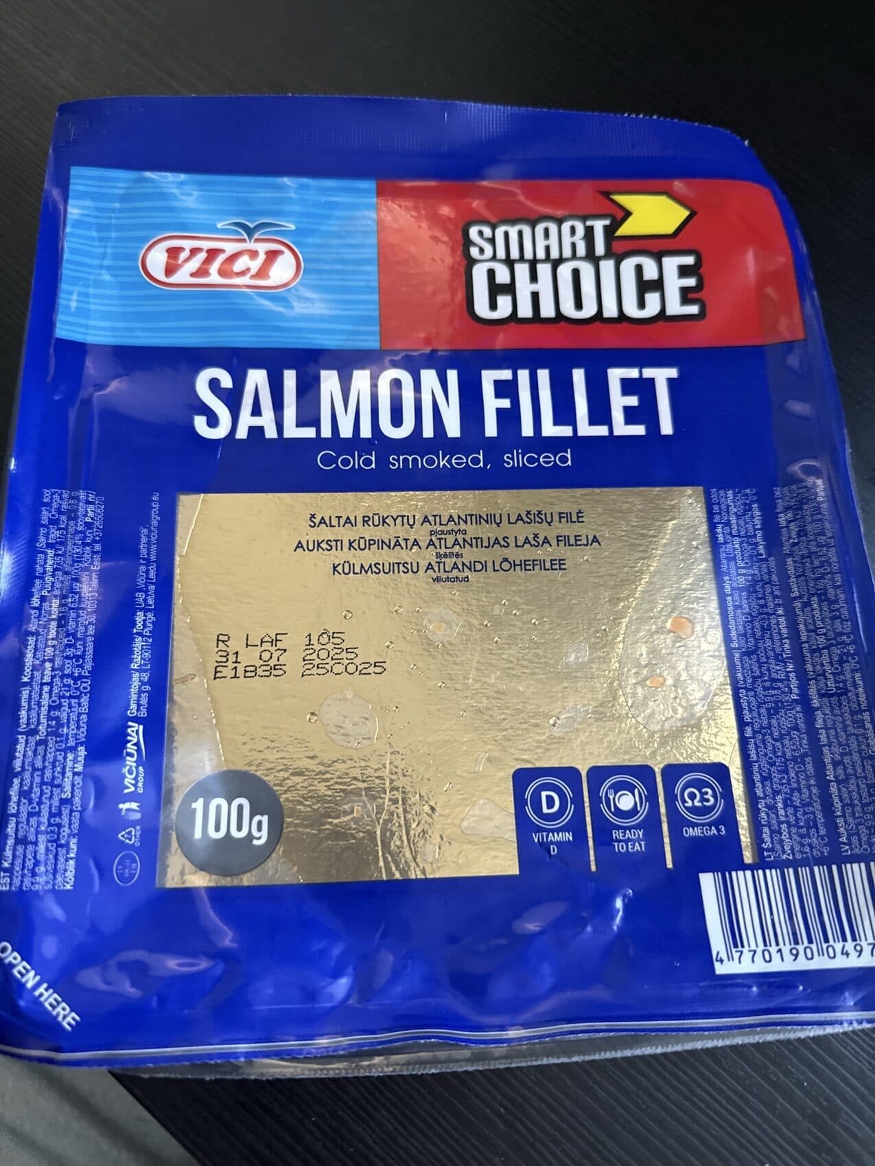 Viči Salmon filet packshot