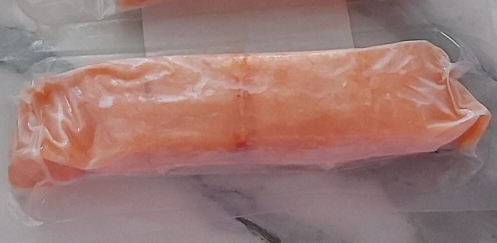 Salmone v packshot
