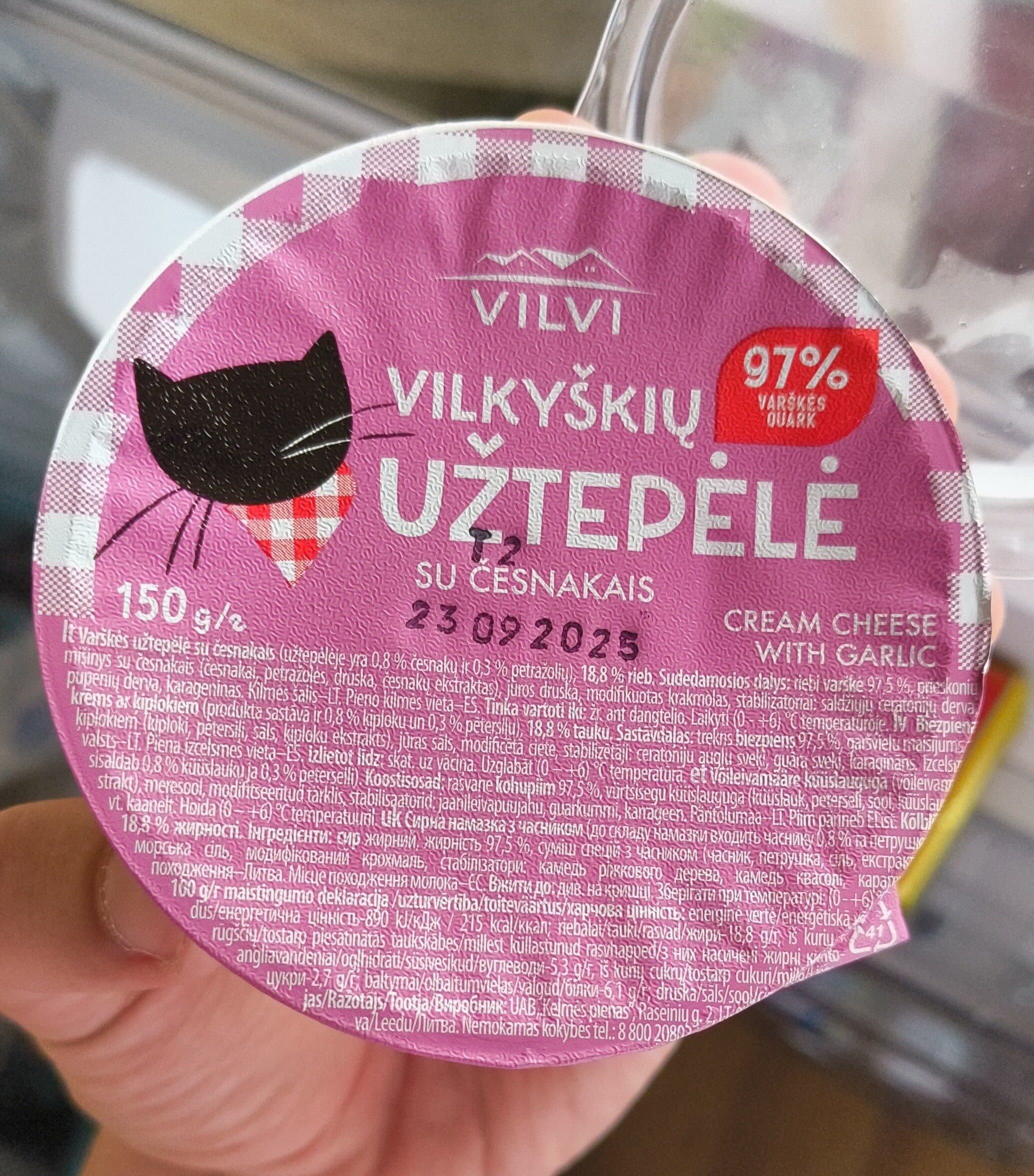 Vilvi Cream Cheese with Garlic packshot