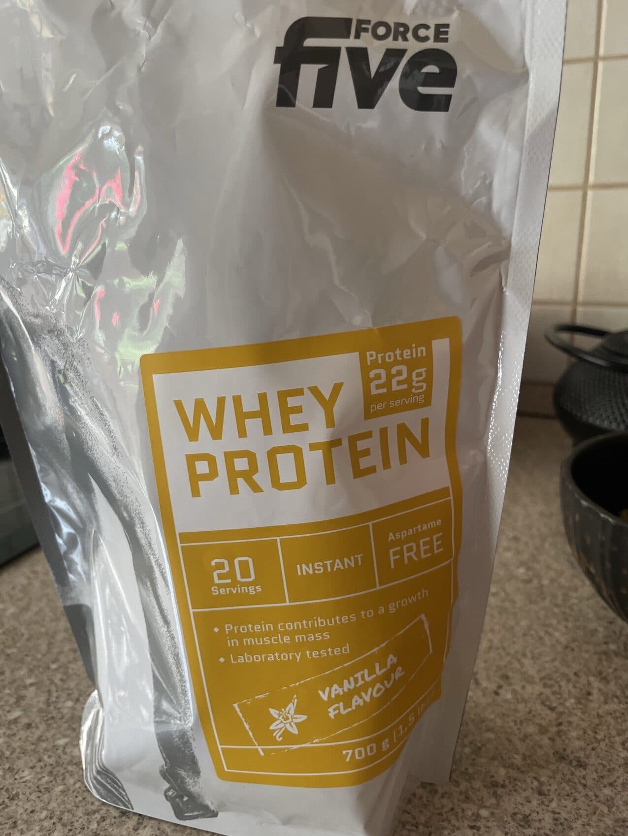 Force Five Vanilla Whey Protein packshot