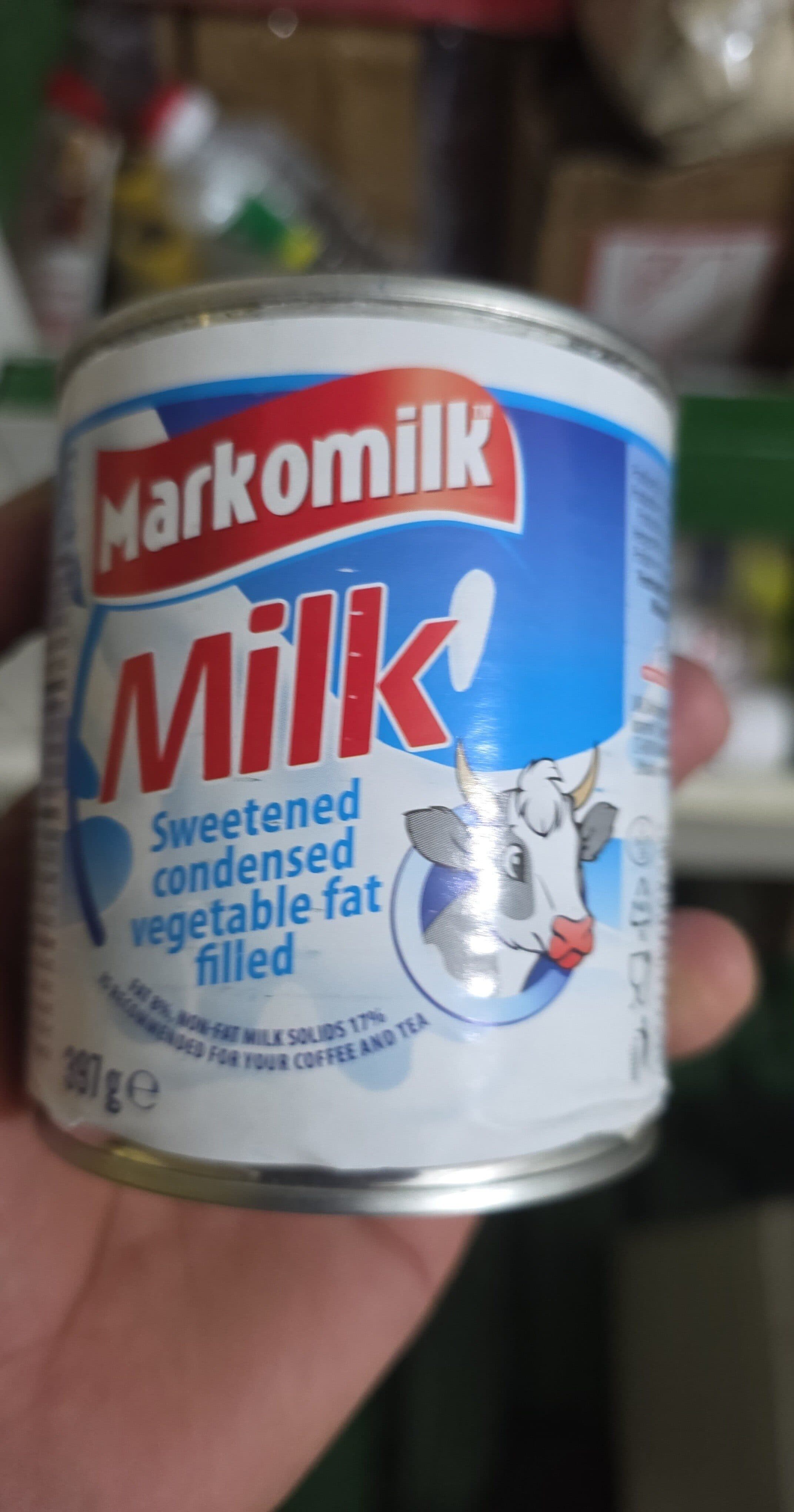 milk packshot