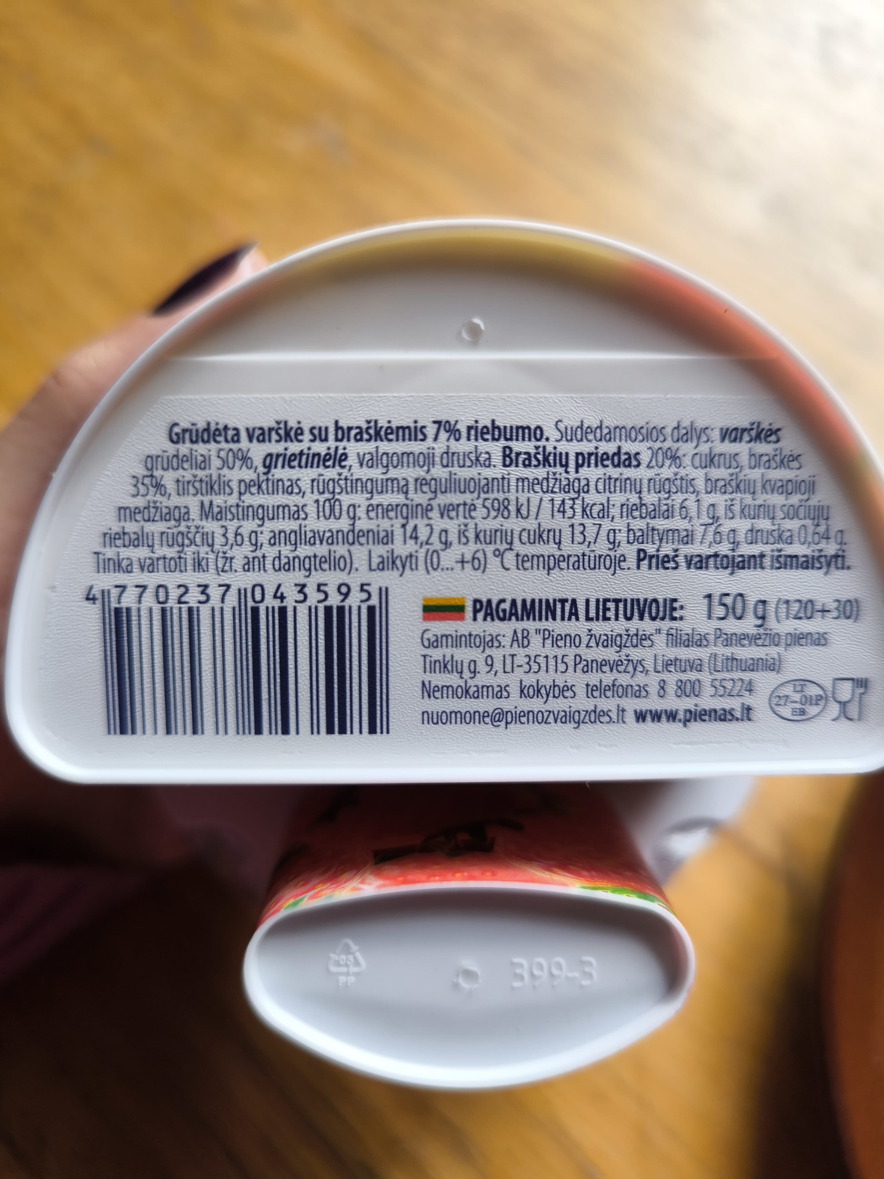 Pieno zvaigzdes Grudeta varskyte su avietemis packshot