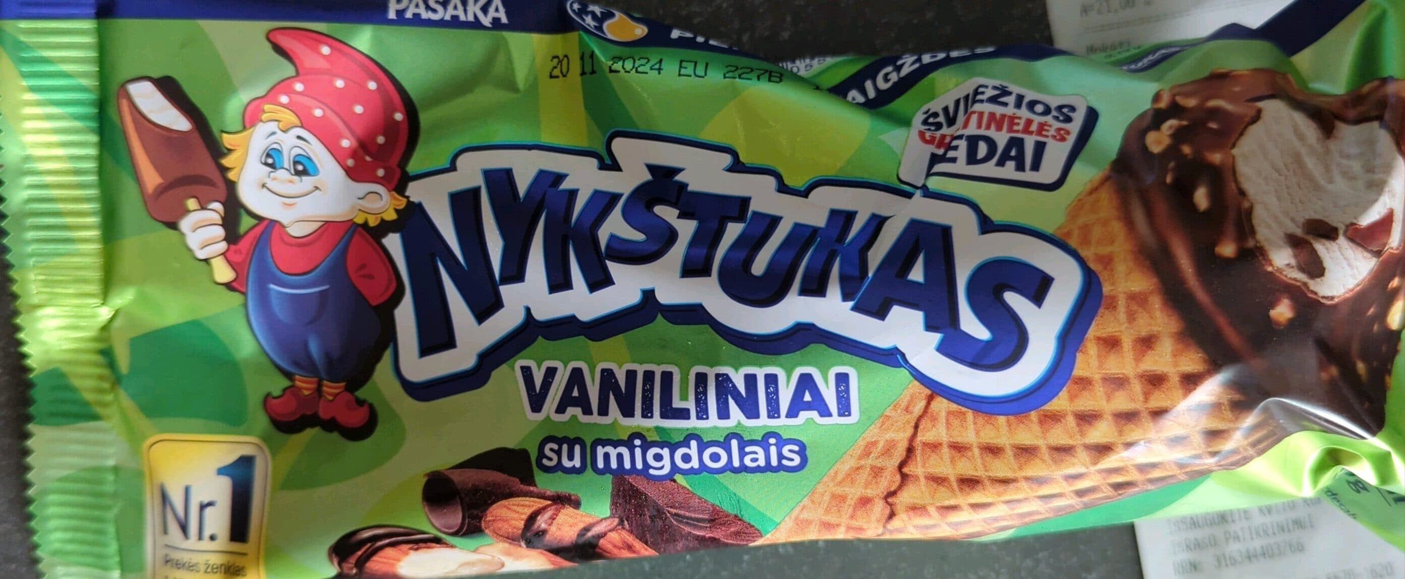 Nykštukas Vaniliniai ledai su migdolais packshot
