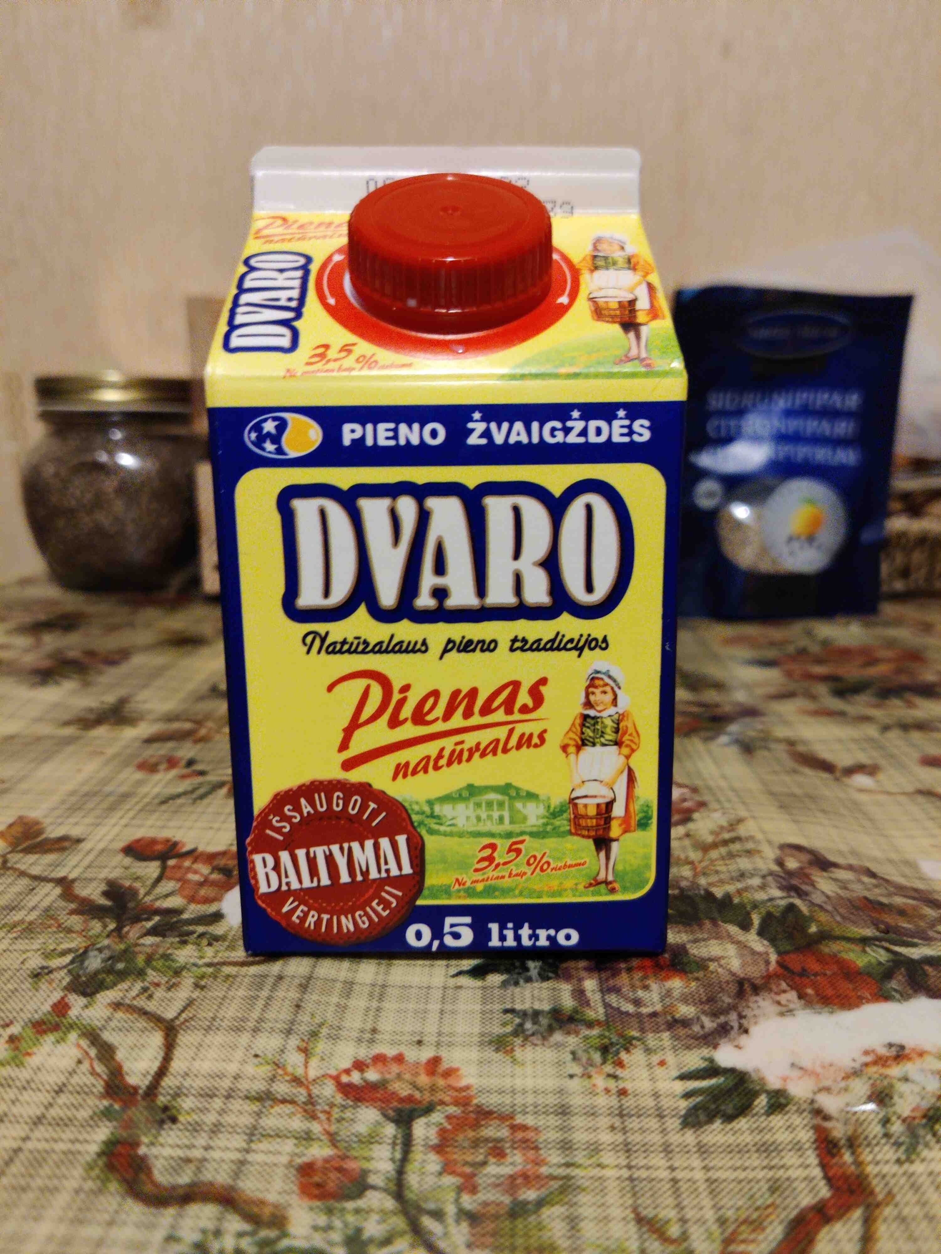 Dvaro Pienas 3.5% packshot