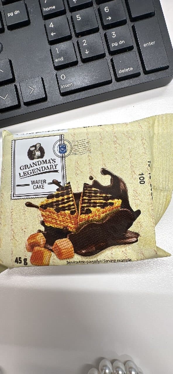 GRANDMA'S LEGENDARY WAFFER CAKE packshot