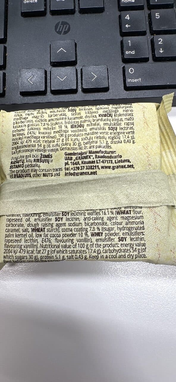 GRANDMA'S LEGENDARY WAFFER CAKE packshot