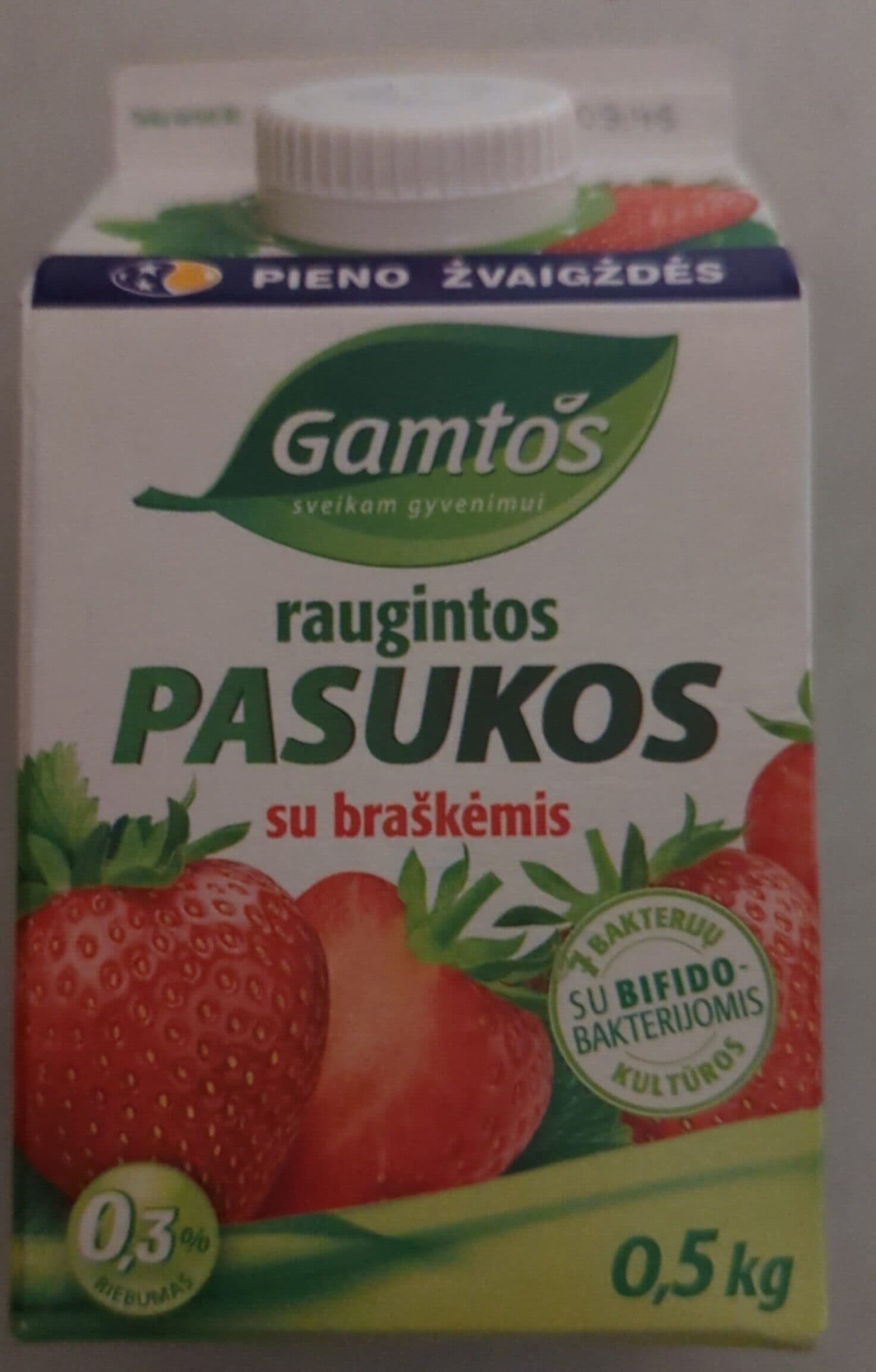 gamtos raugintos pasukos su braškėmis packshot