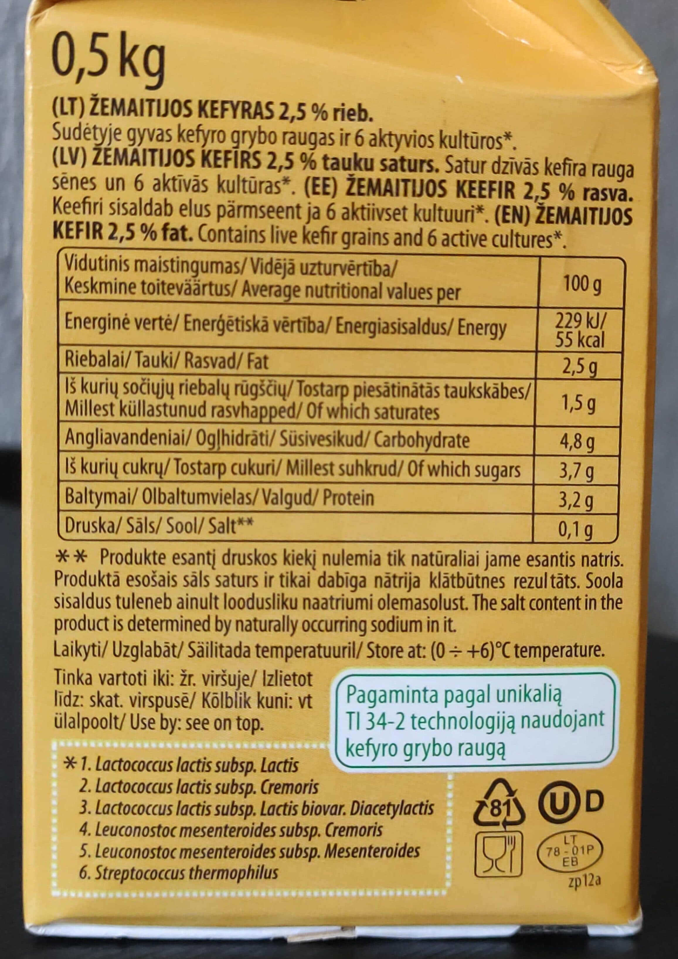 Žemaitijos pienas Natural kefir 2.5 % packshot