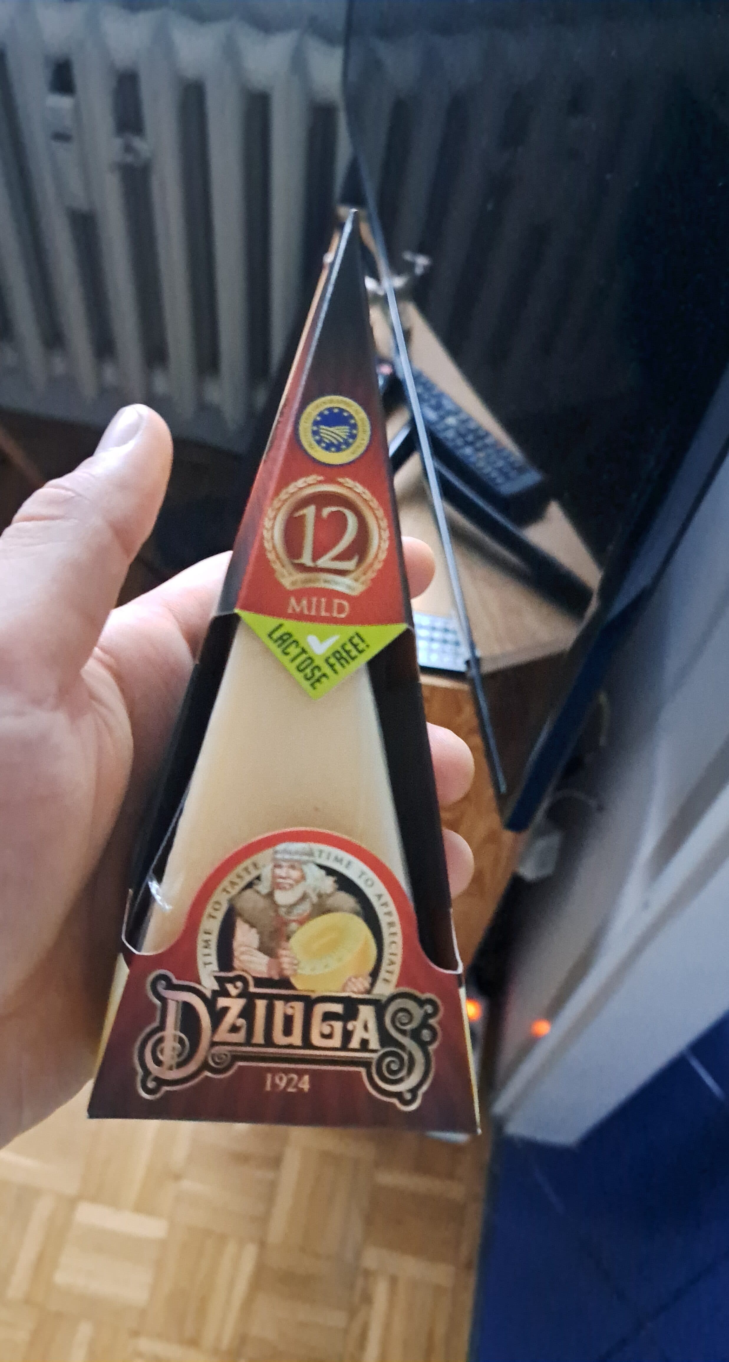 Džiuga Parmesan packshot