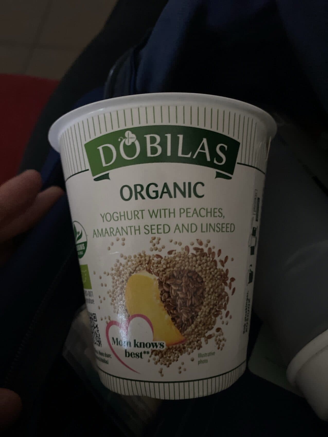 Dobilas Yoghurt With Peaches, Amaranth Seed And Linseed packshot
