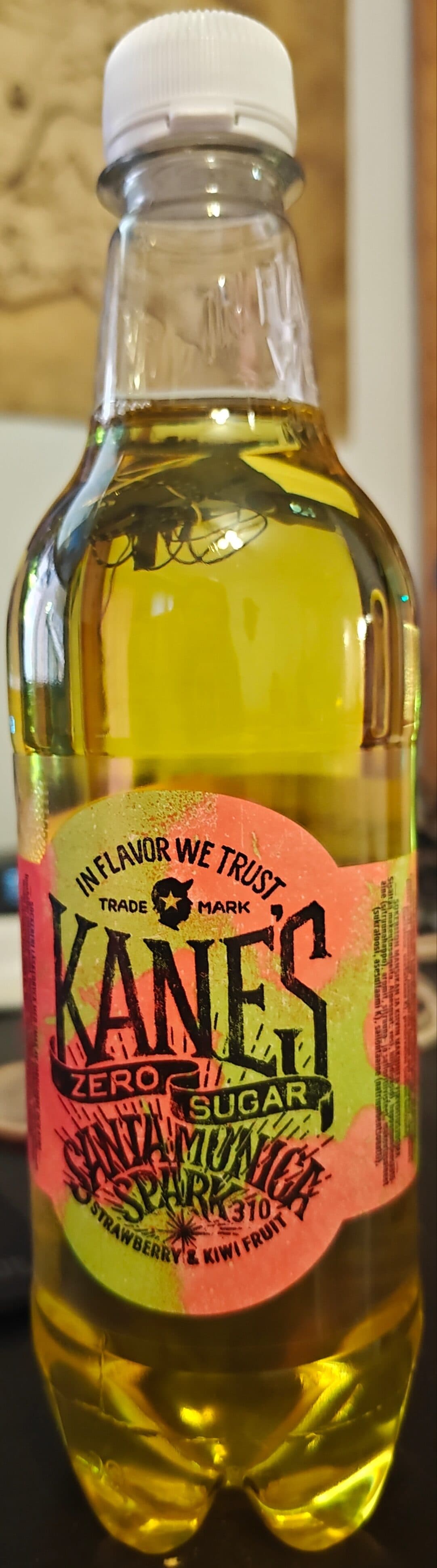 Trade Mark Kanes Zero sugar Santa Munica Spark packshot