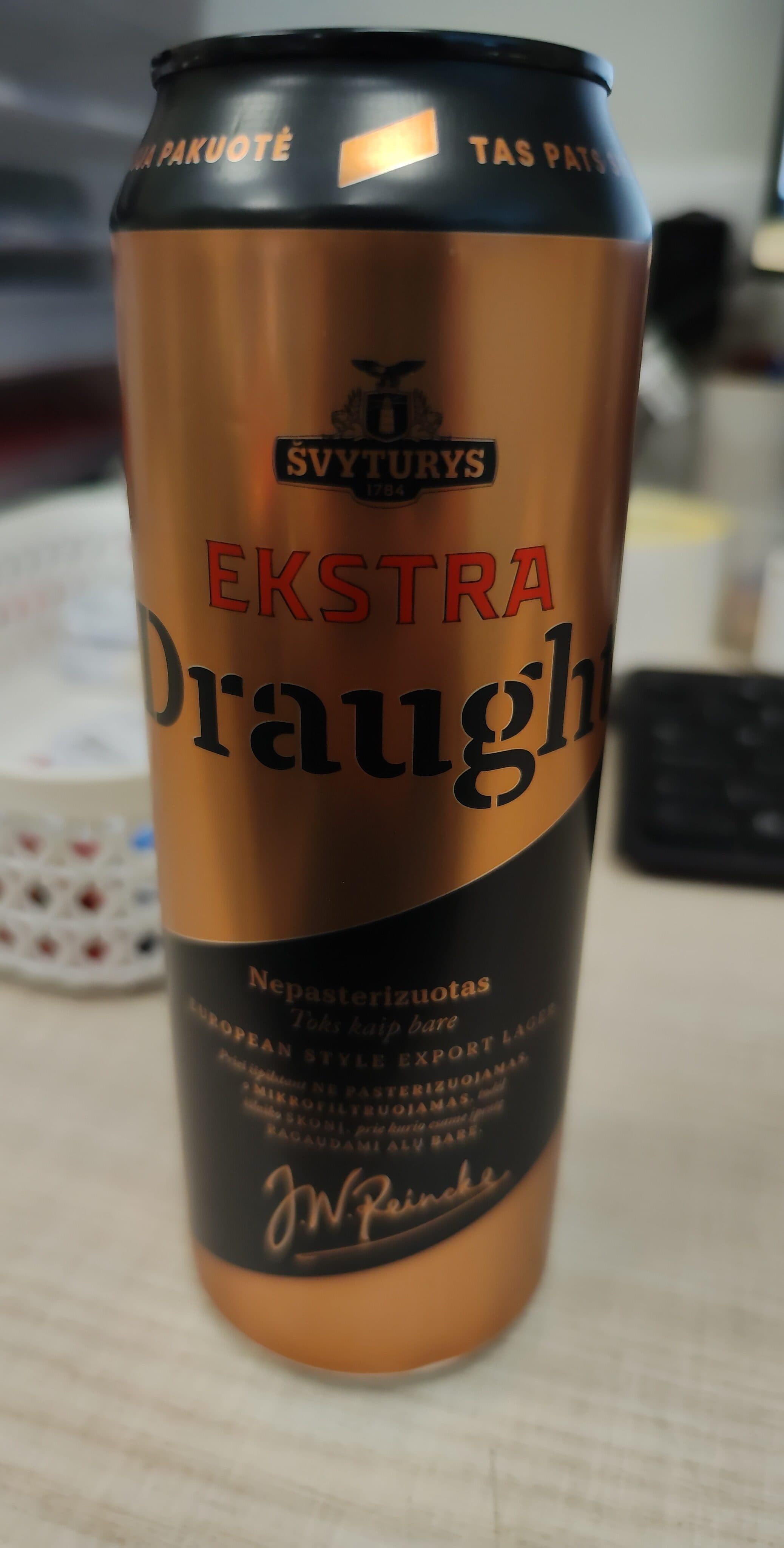 Švyturys extra draught packshot