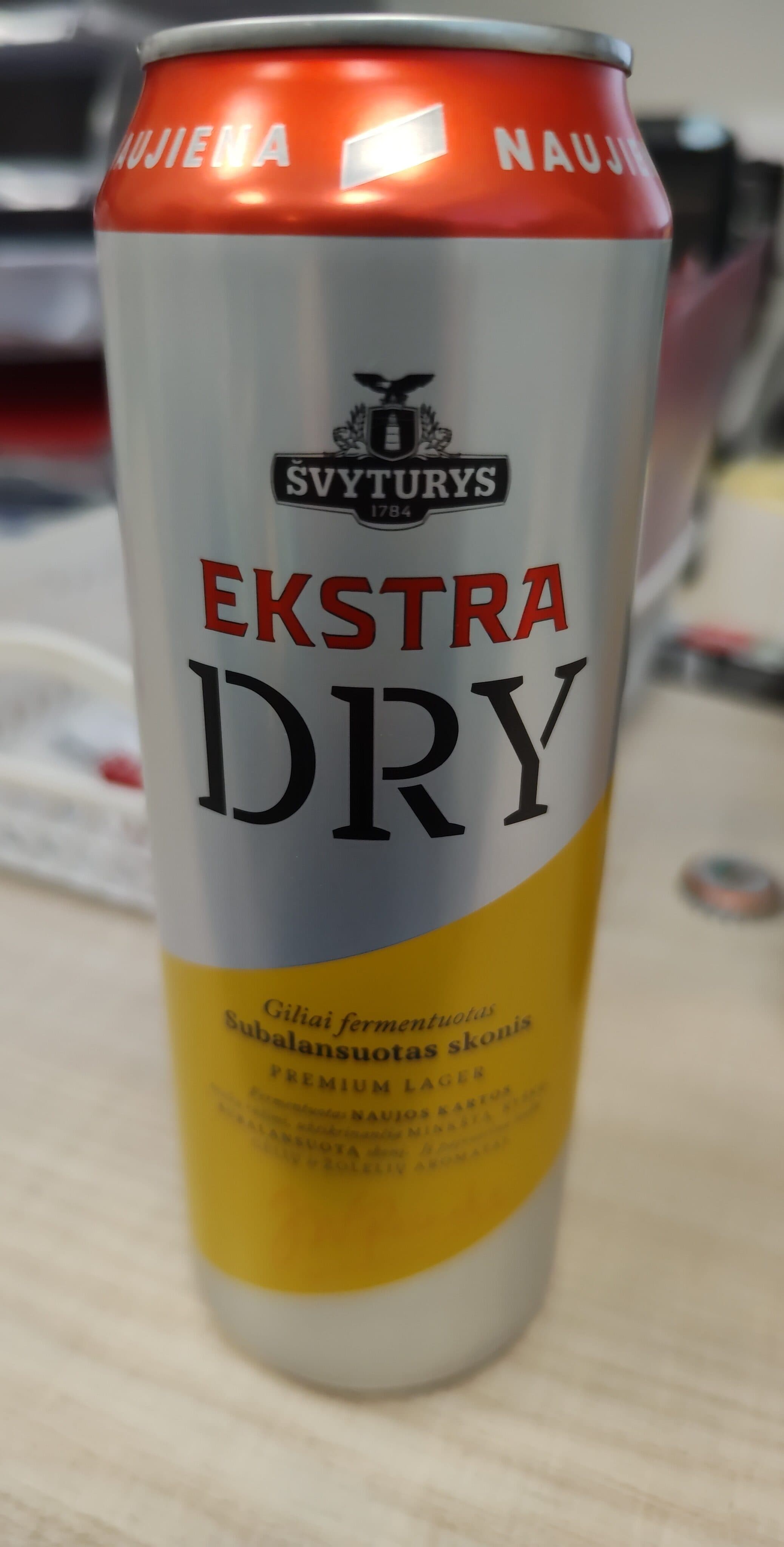 Švyturys extra dry packshot