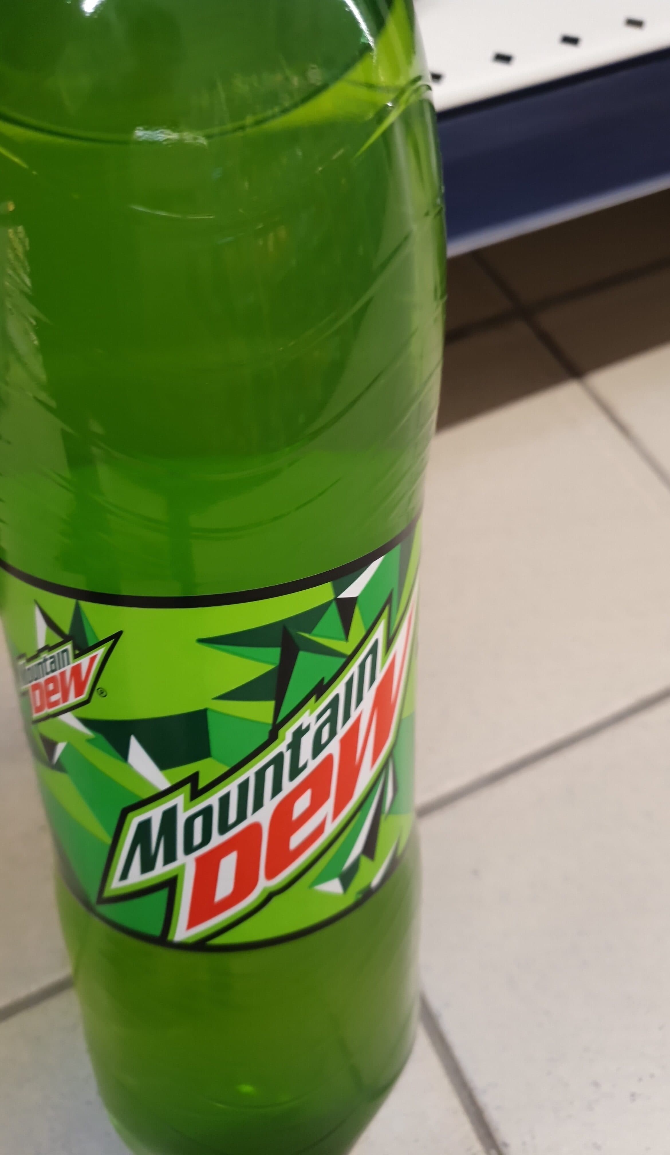 Mountain Dew 1,5 l packshot
