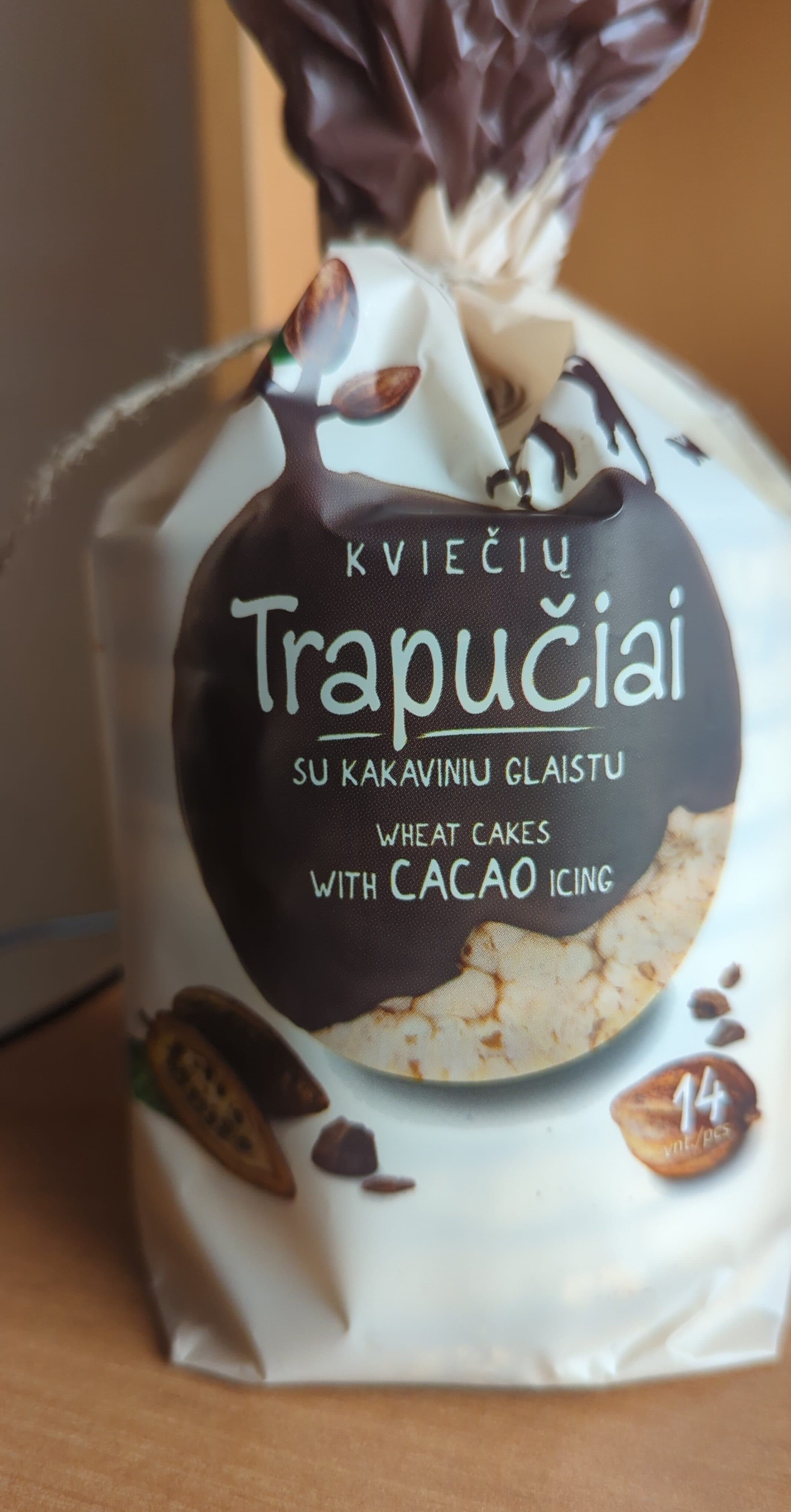 WHEAT CAKES WITH CACAO ICING packshot