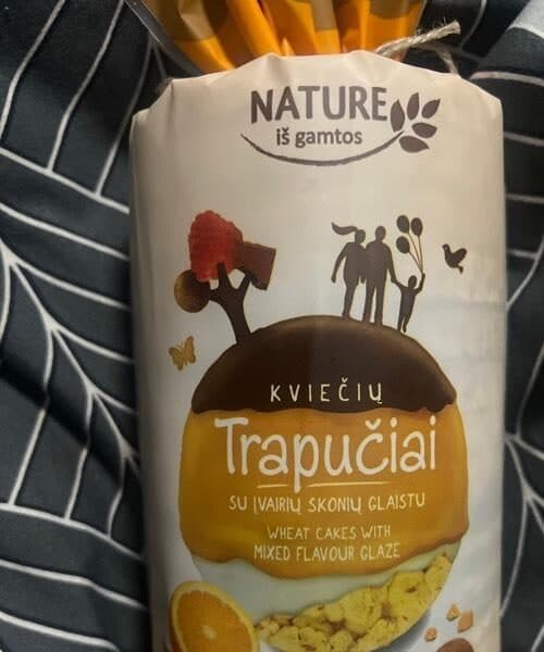 nature Wheat cakes with coating of different flavours packshot