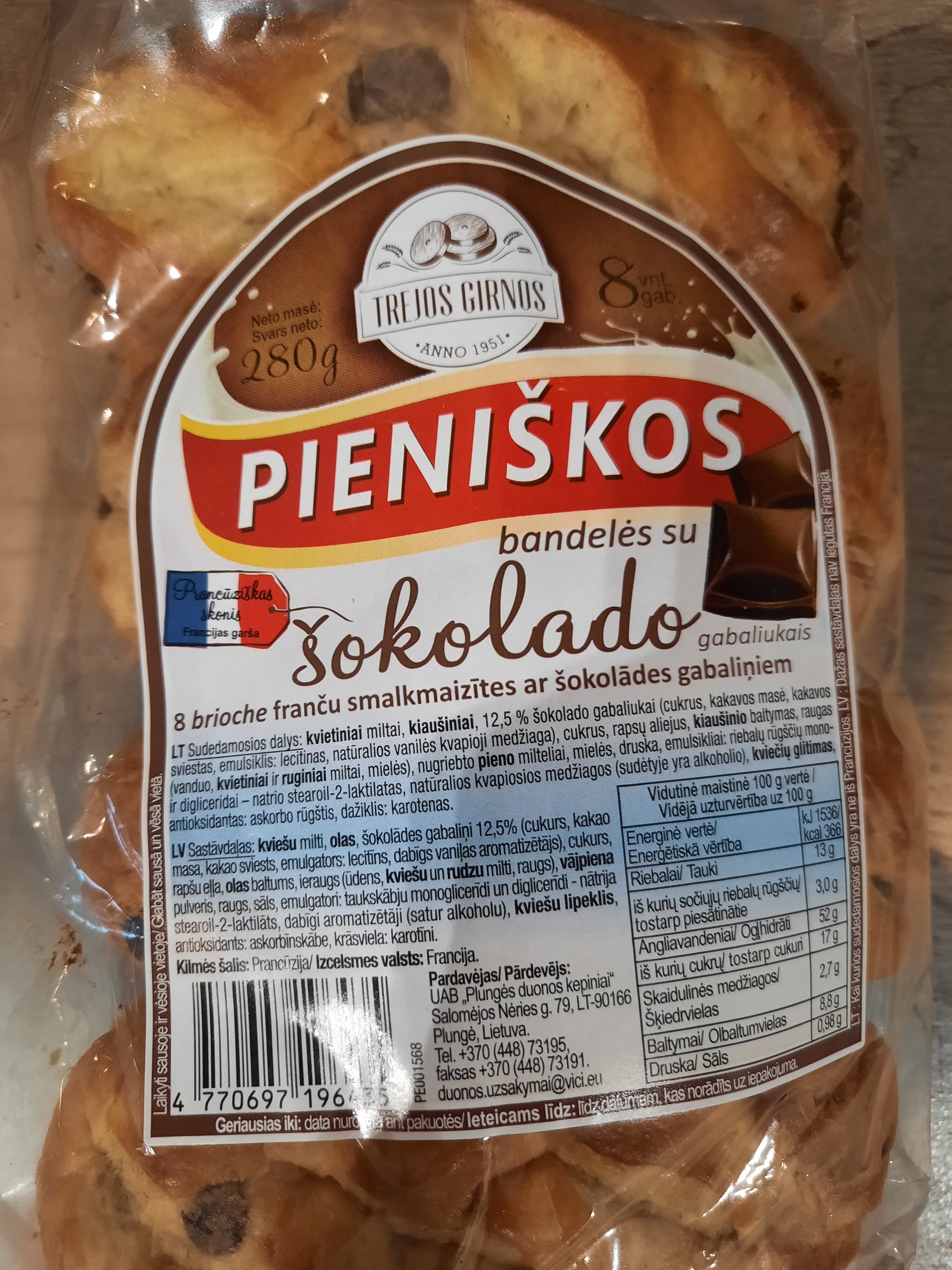 trejos girnos pieniškos bandelės su šokolado gabaliukais packshot