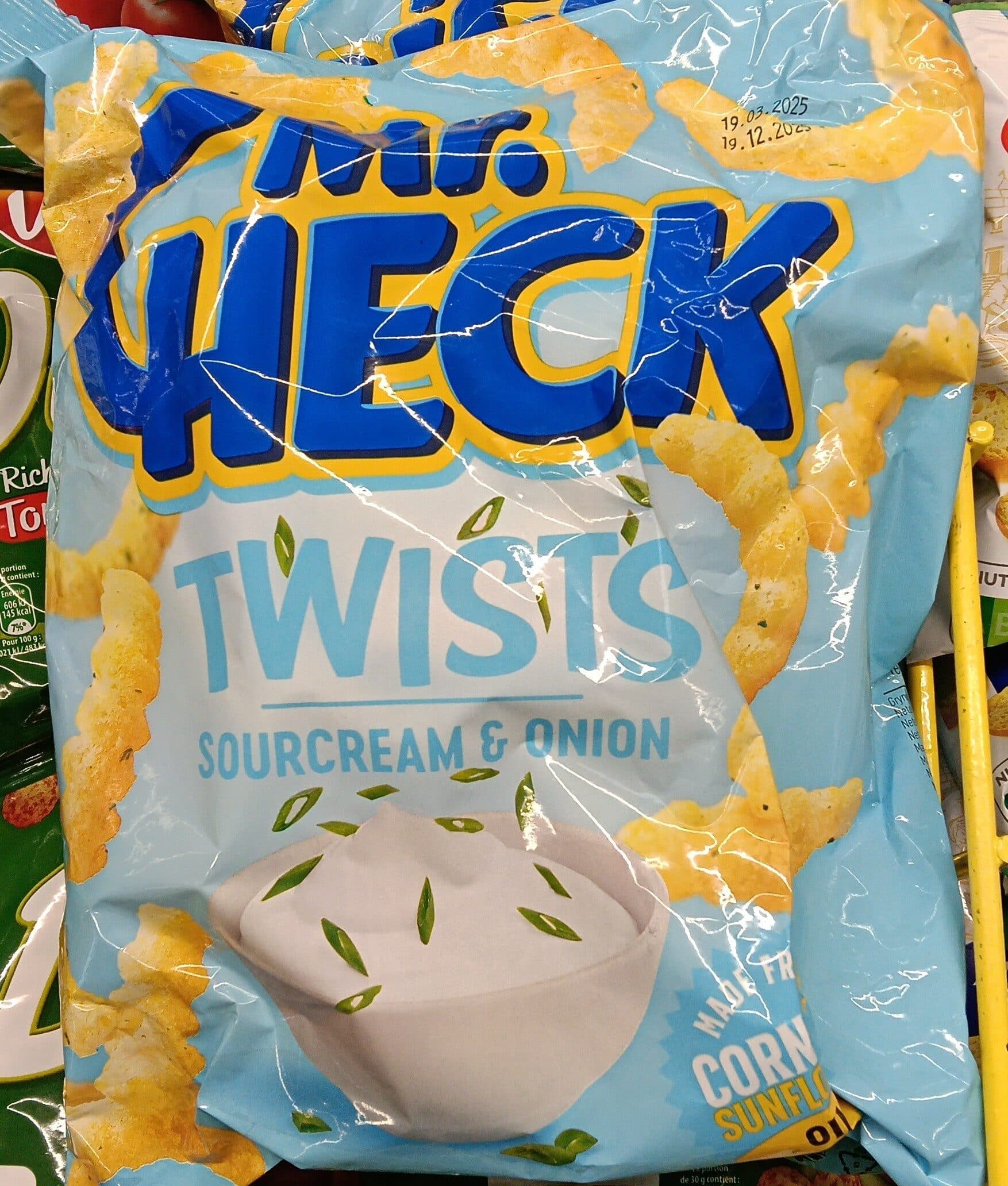 check twist packshot