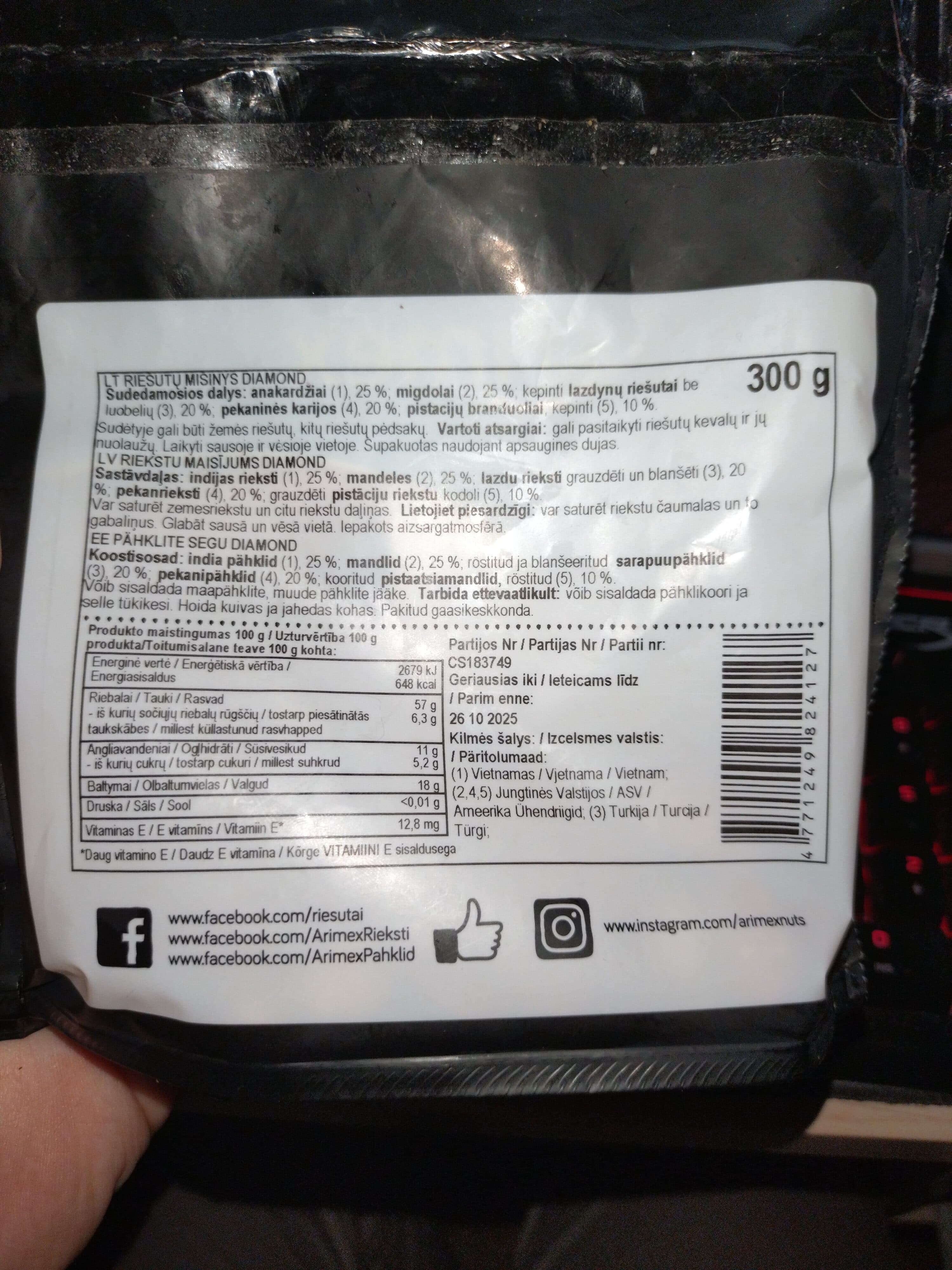 Arimex The Best of Arimex Diamond nut mix packshot
