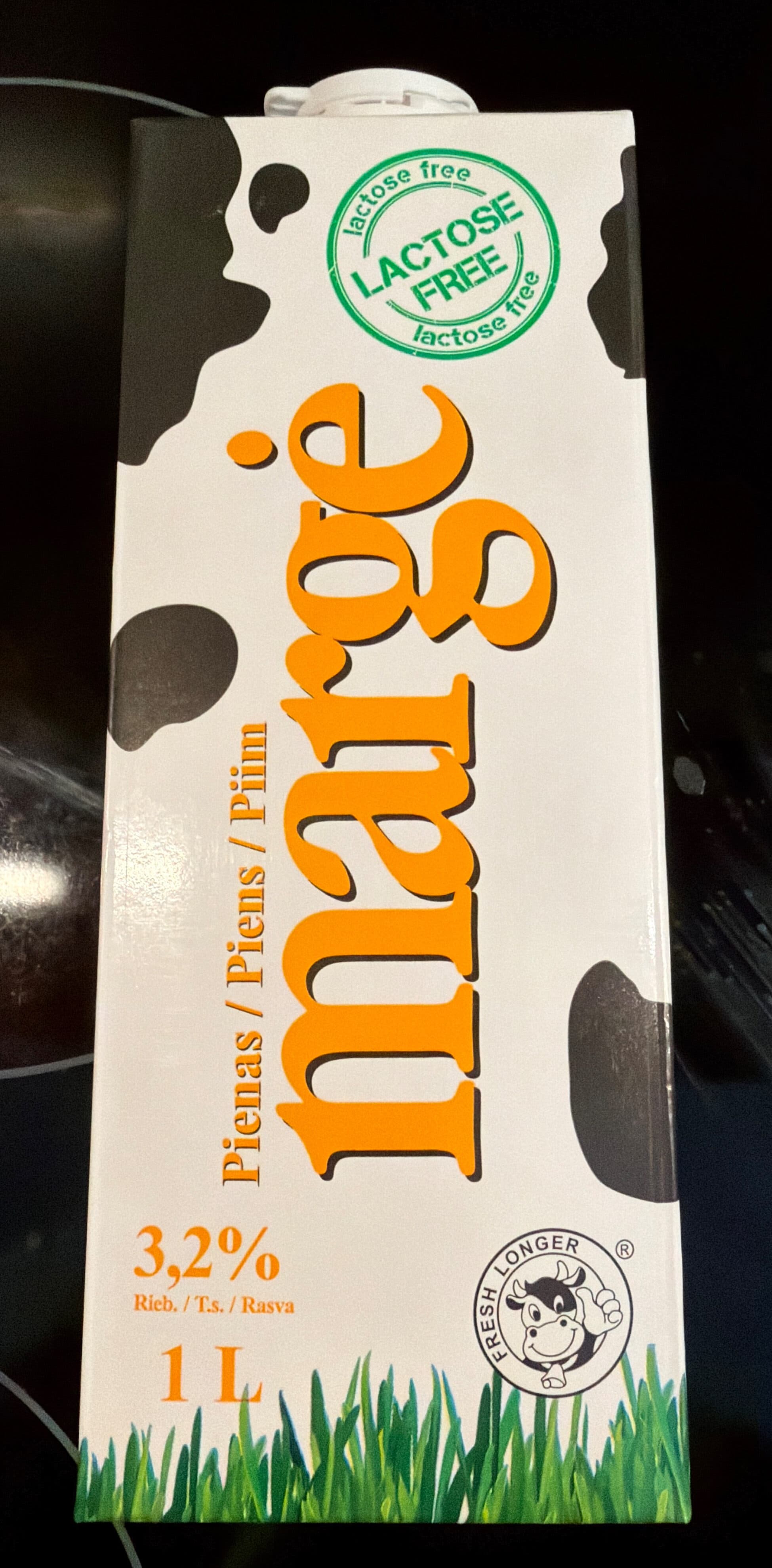 Marge Lactose free milk packshot