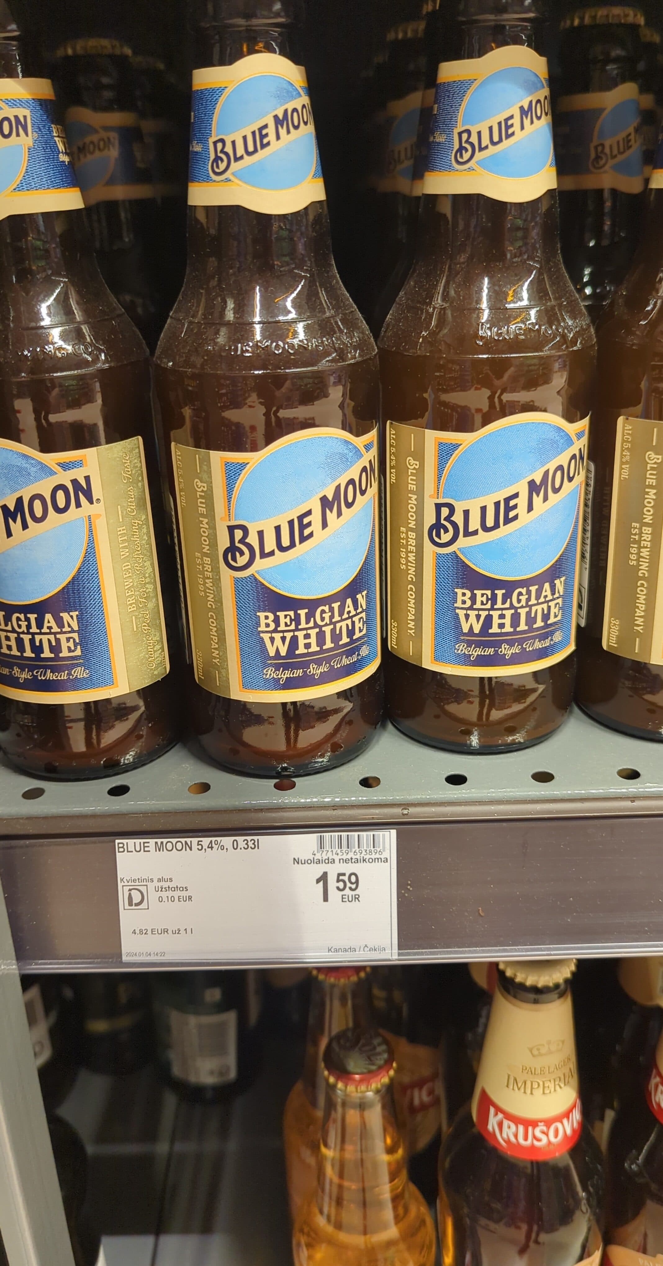 blue moon blue moon belgian white packshot