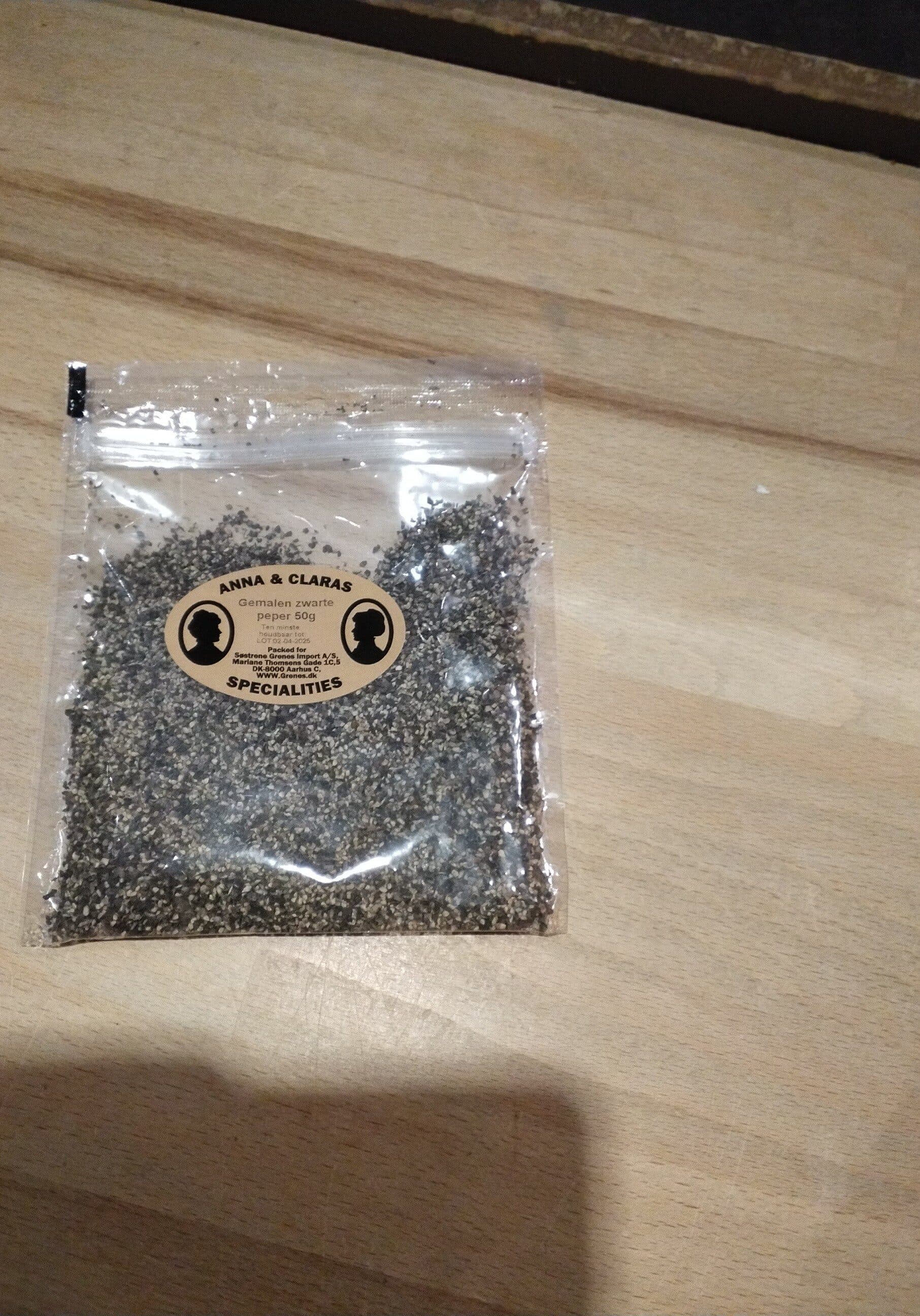 Gemalen zwarte peper packshot
