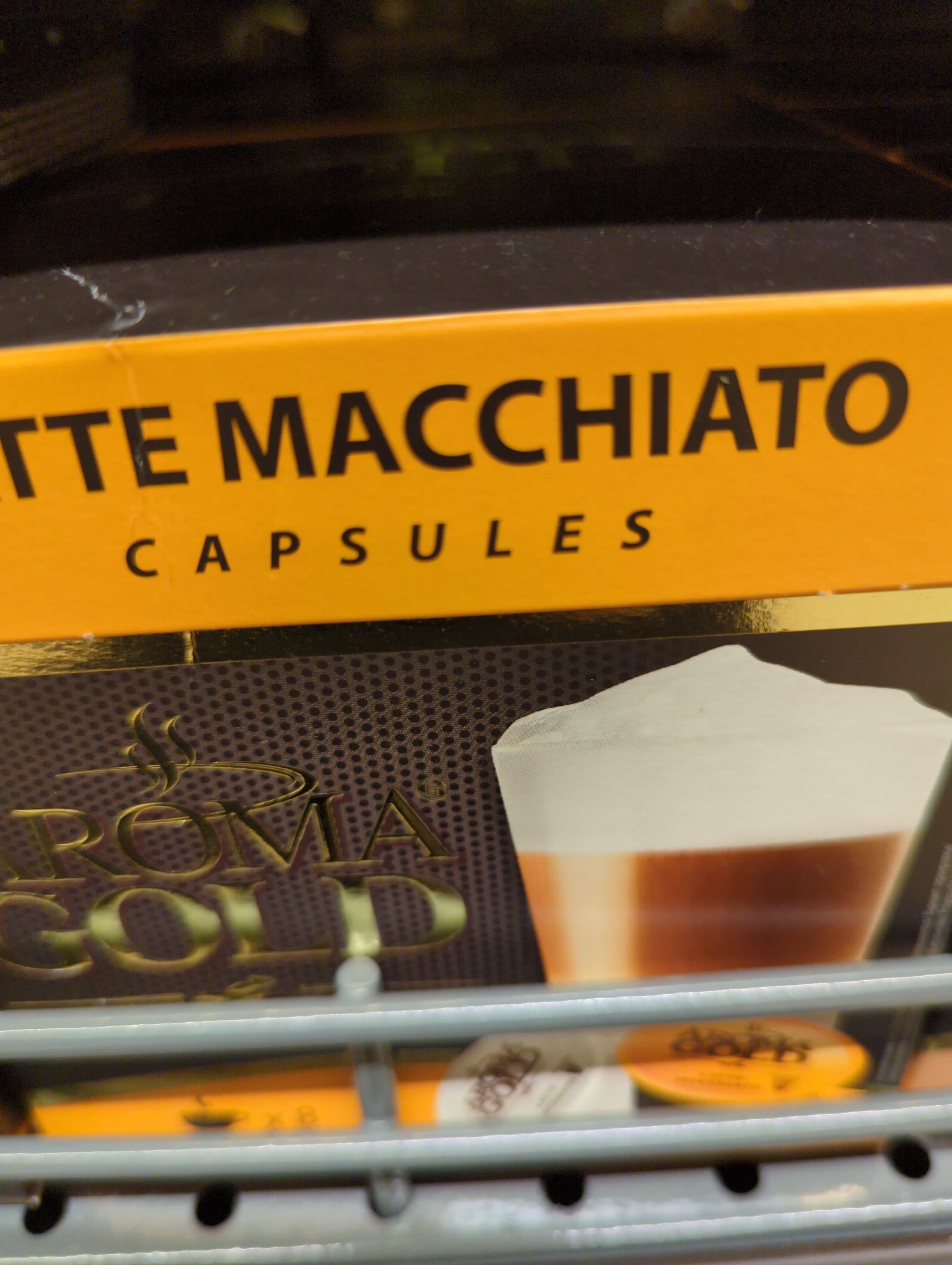aroma gold latte macchiato packshot