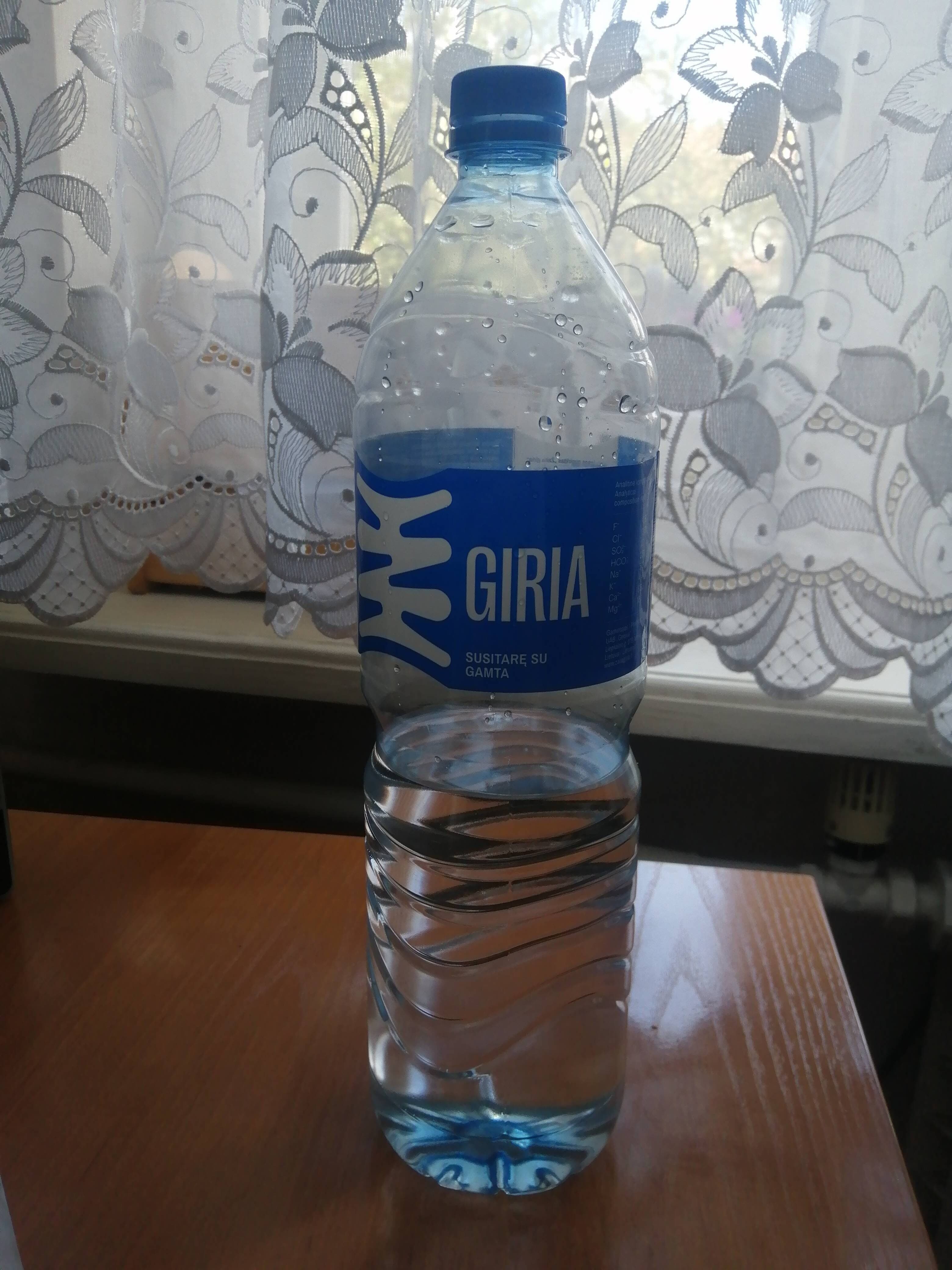 žalia giria Žalia giria vanduo packshot