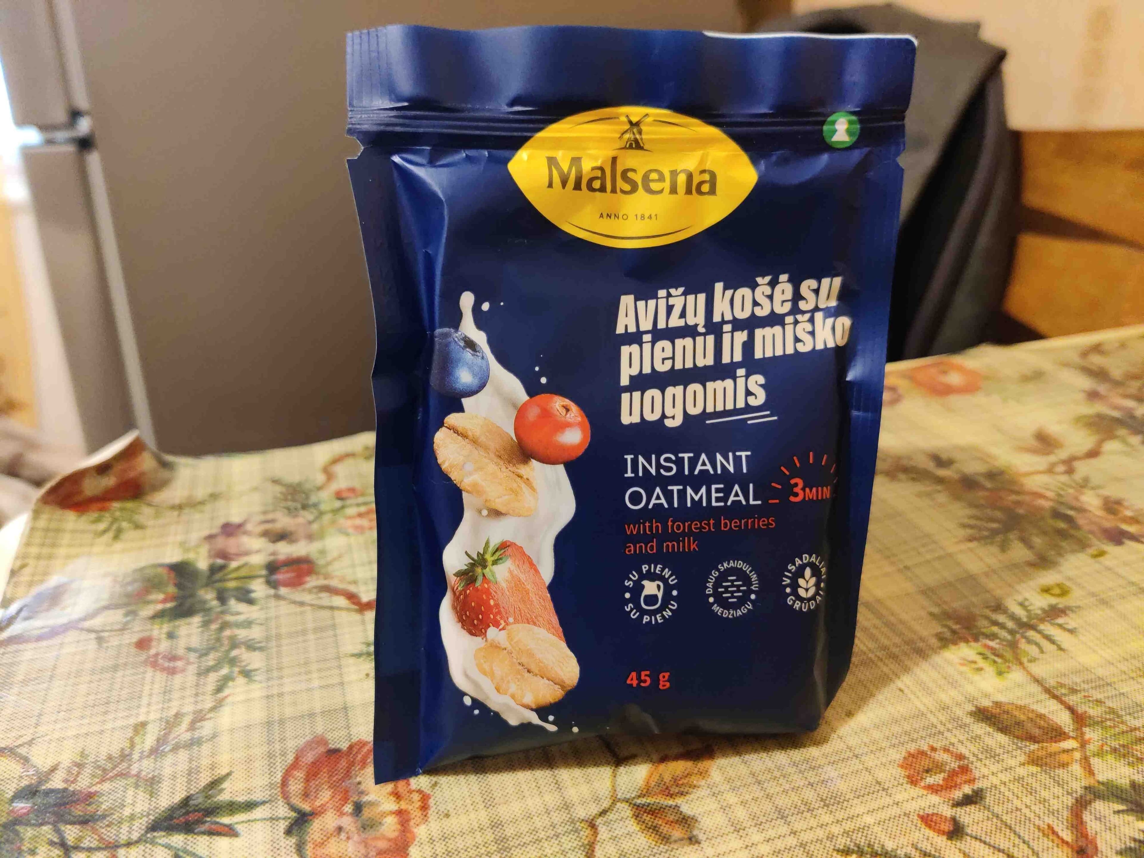 Malsena Avižų košė su pienu ir miško uogomis packshot