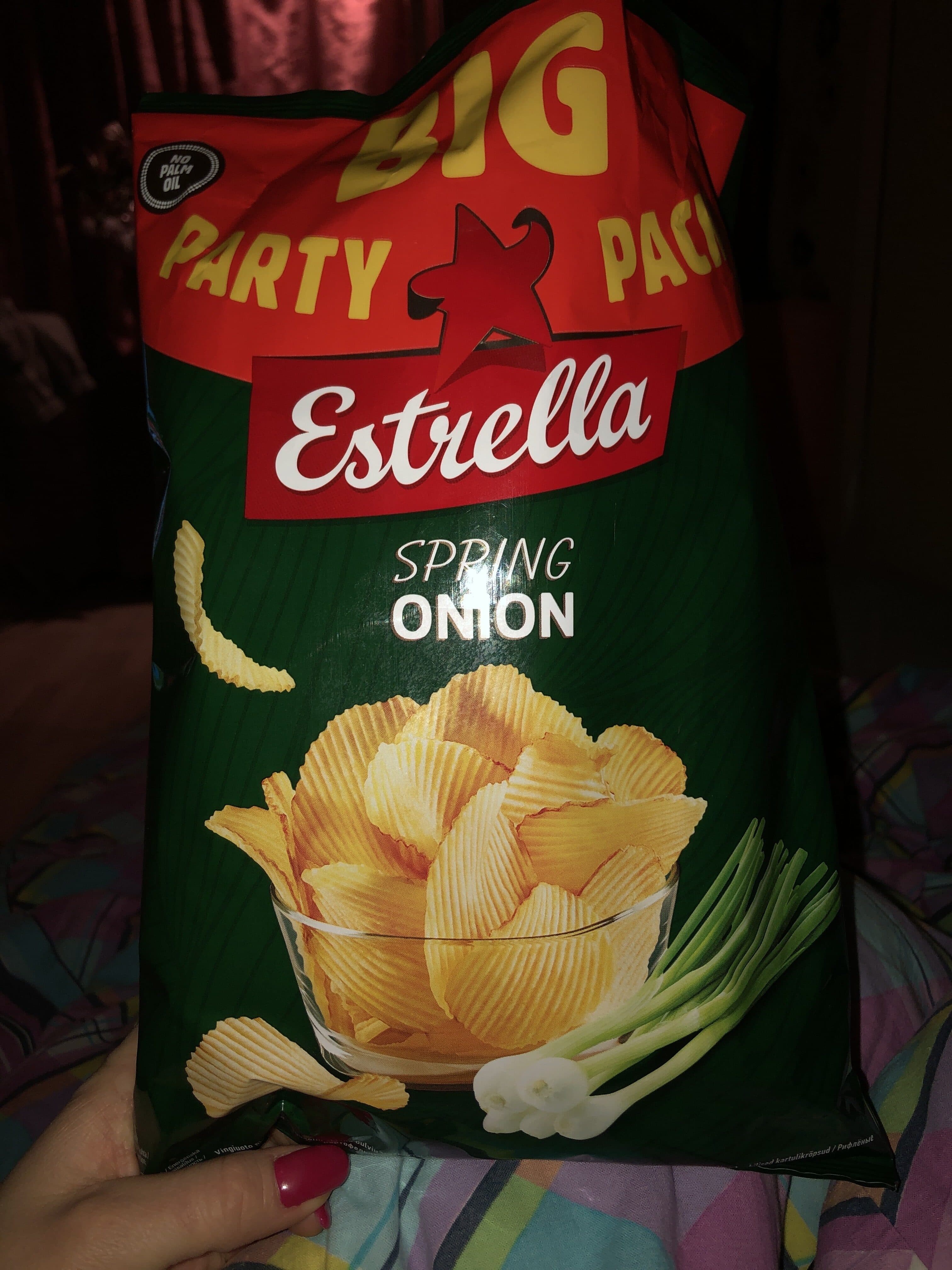 Estrella Spring Onion Chips packshot