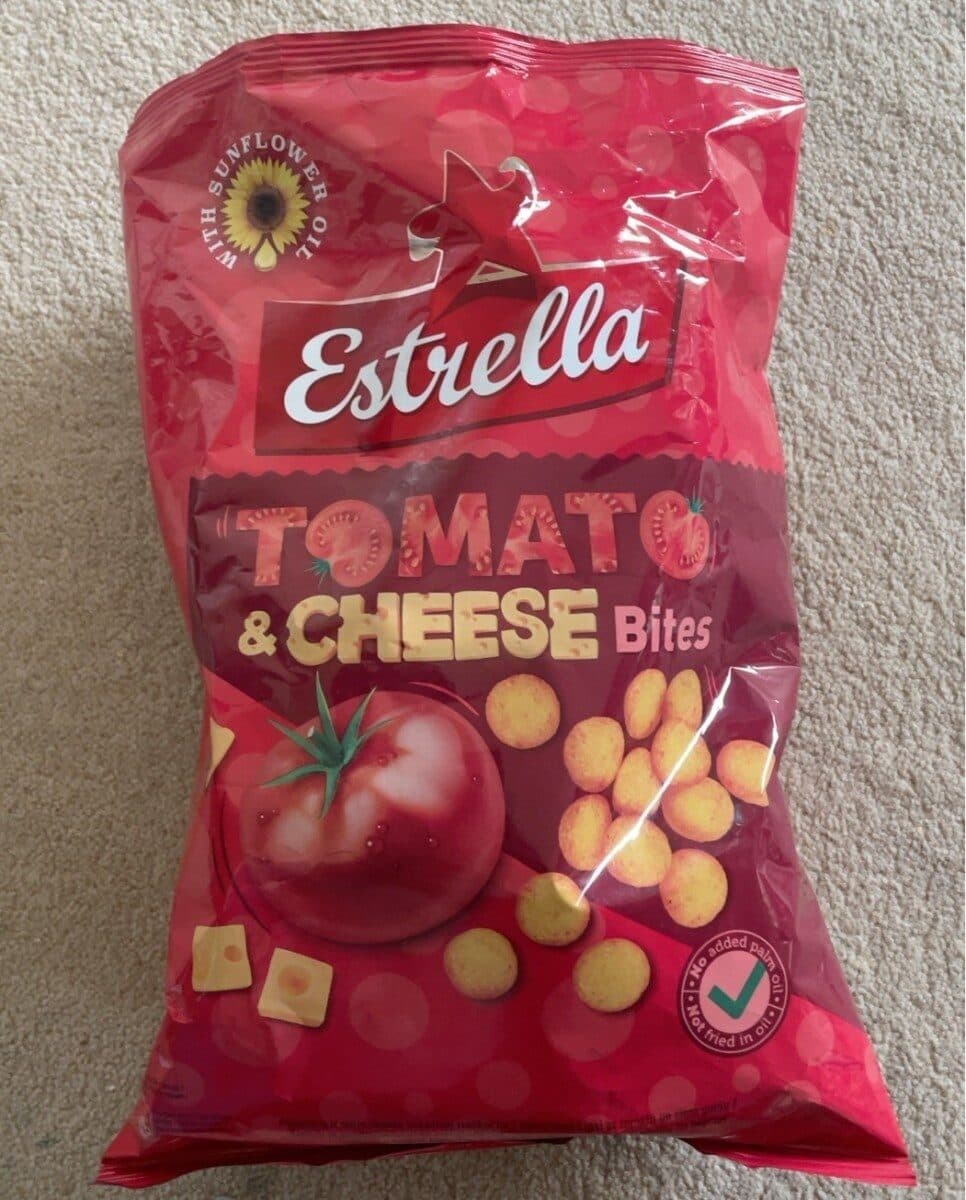 Estrella Tomato & cheese bites packshot