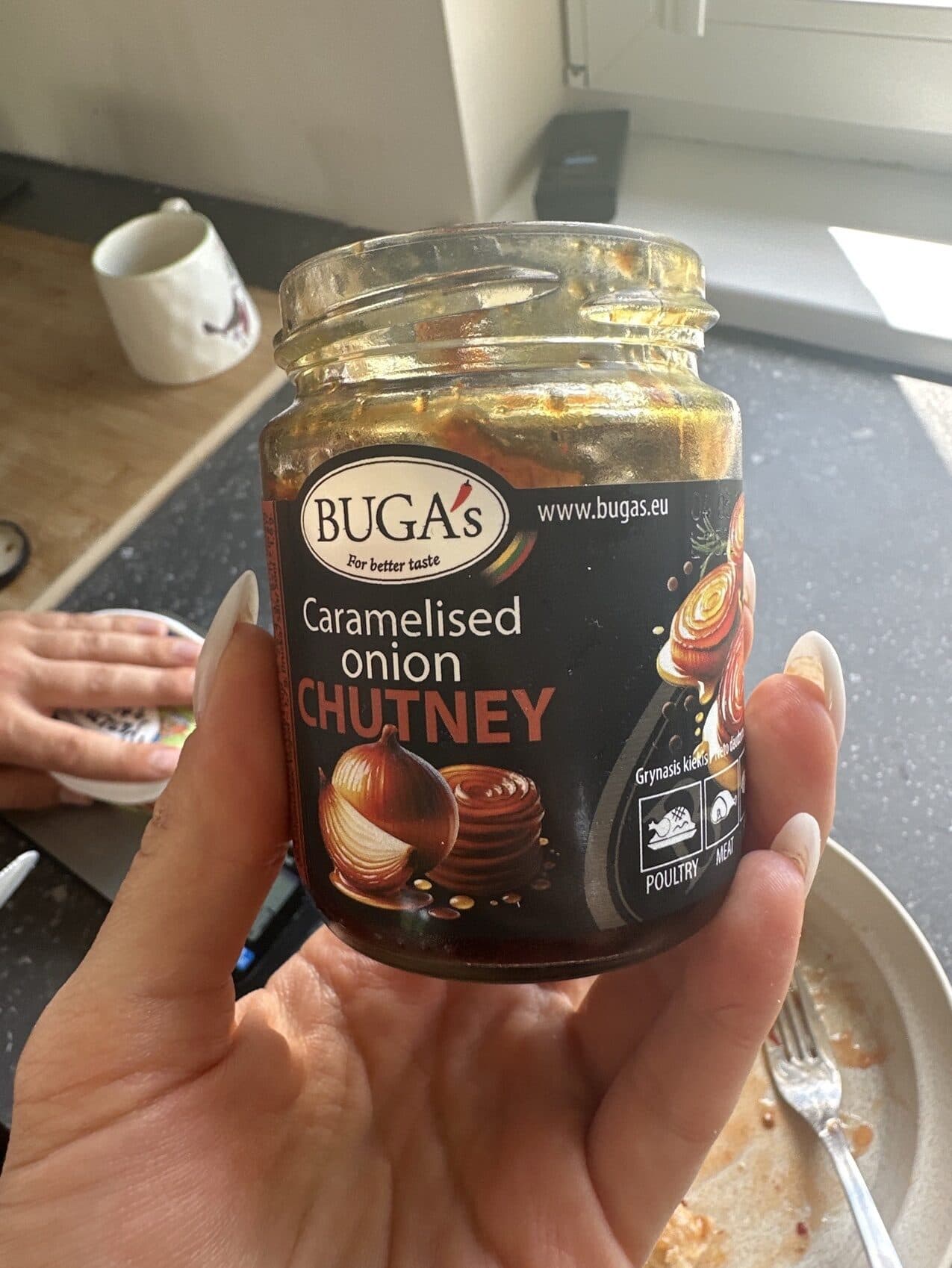 Bugas Caramelised onion chutney packshot