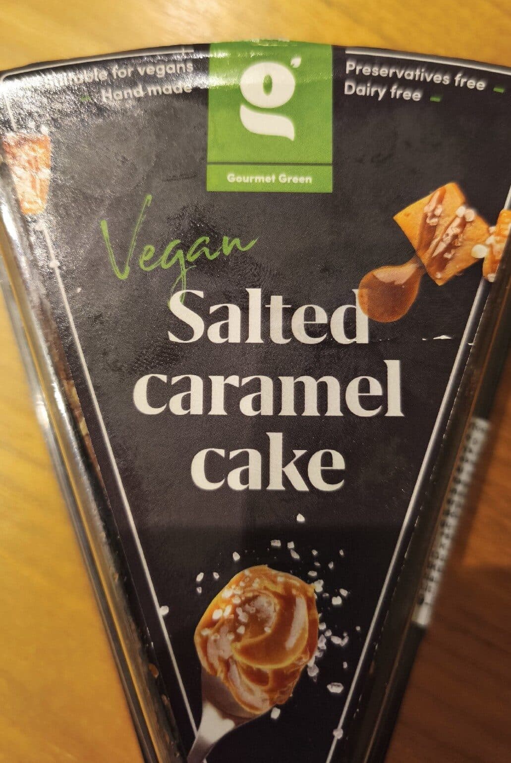 Gourmet Green Vegan Salted Caramel Cake packshot