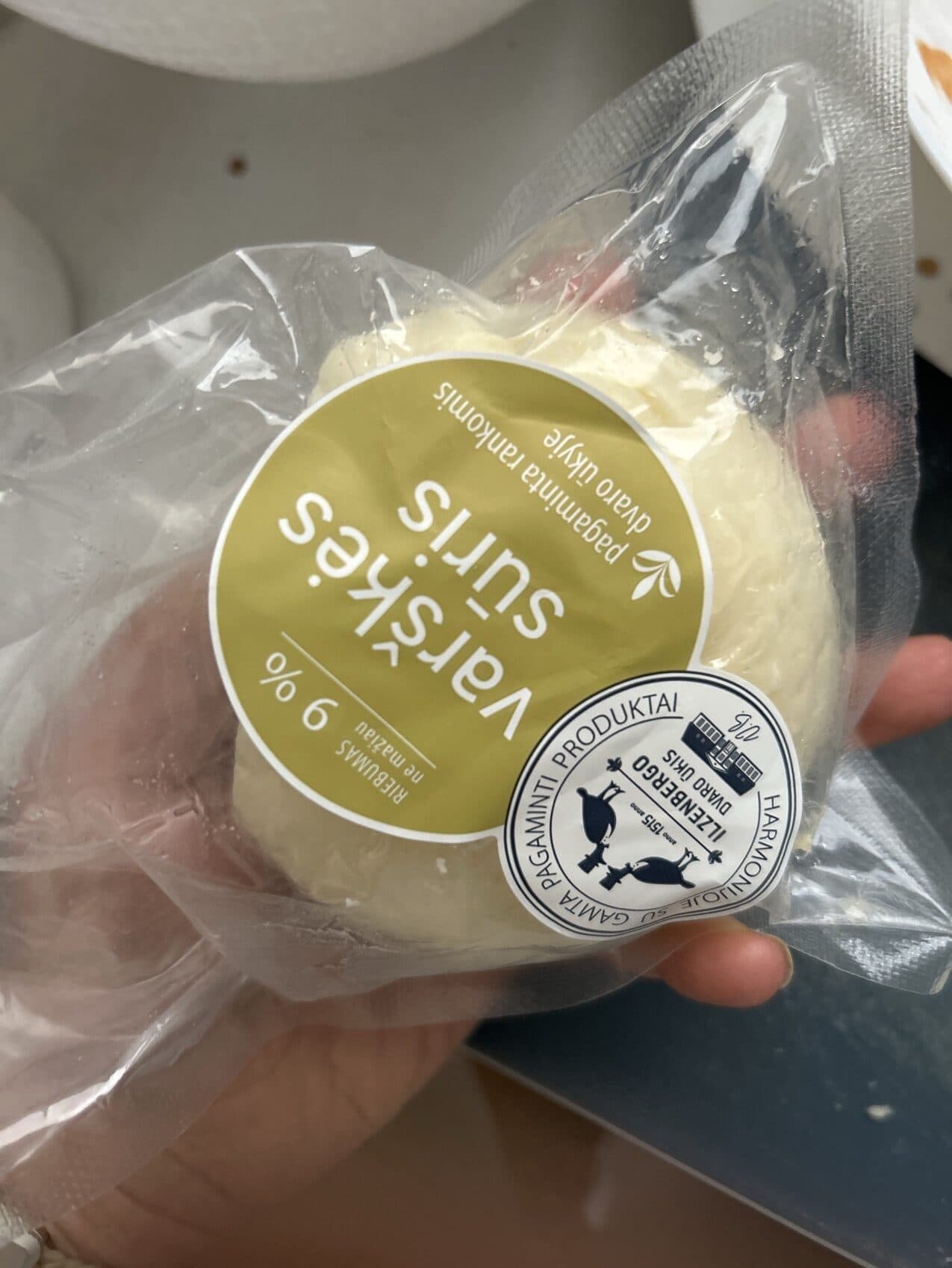 Izenbergo Dvaro Sūris Varškės Sūris 9% packshot