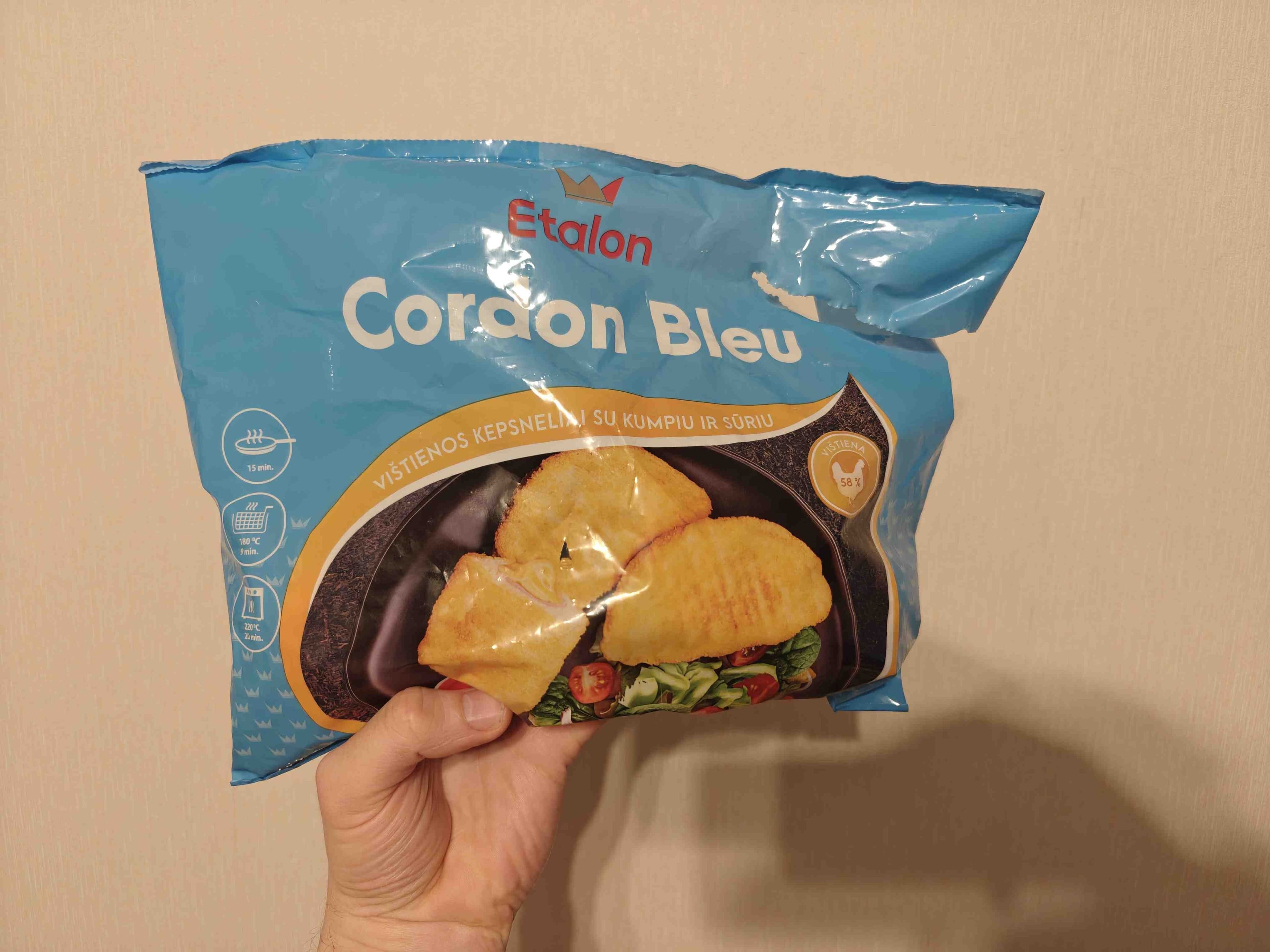 Etalon Vištienos kepsniai su kumpiu ir sūriu packshot
