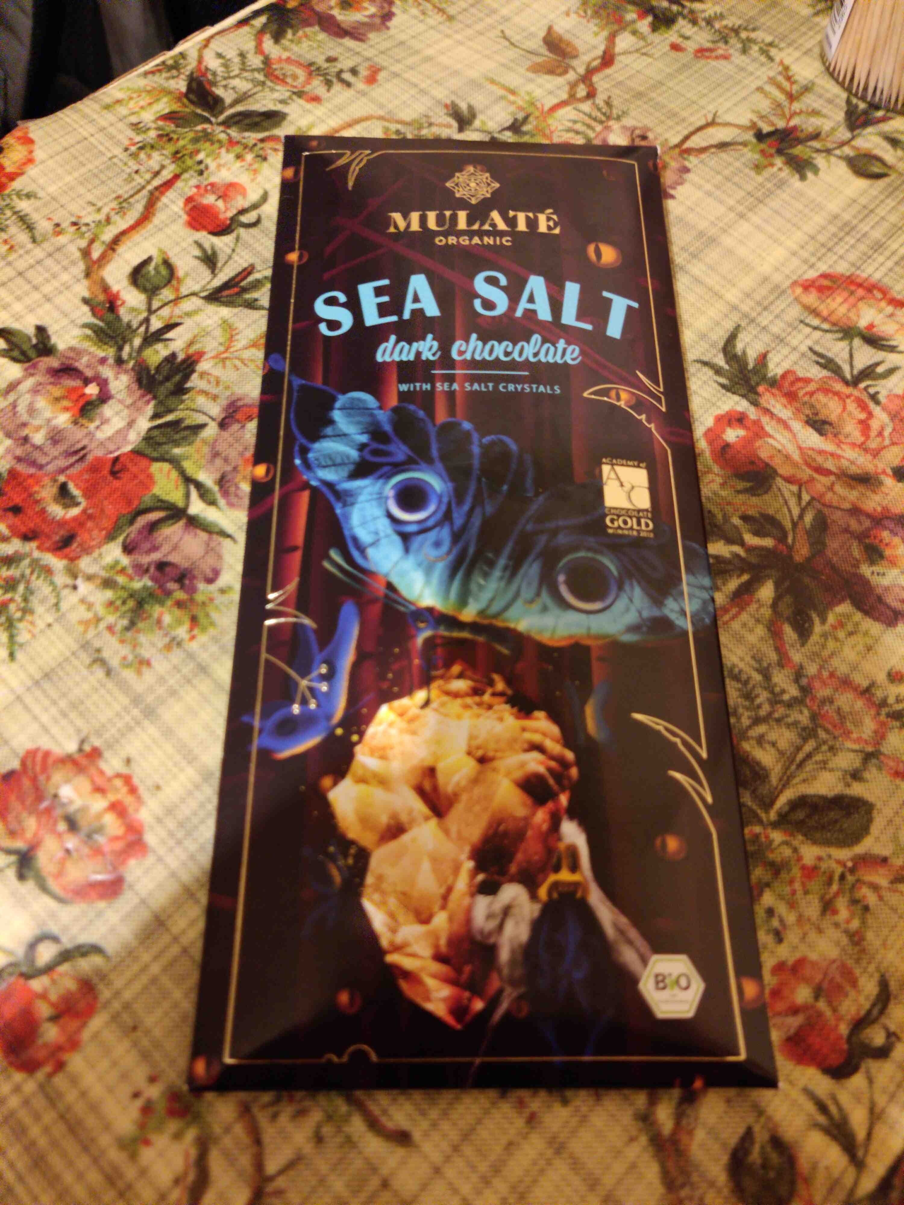 Mulakte. Sea salt dark chocolate packshot