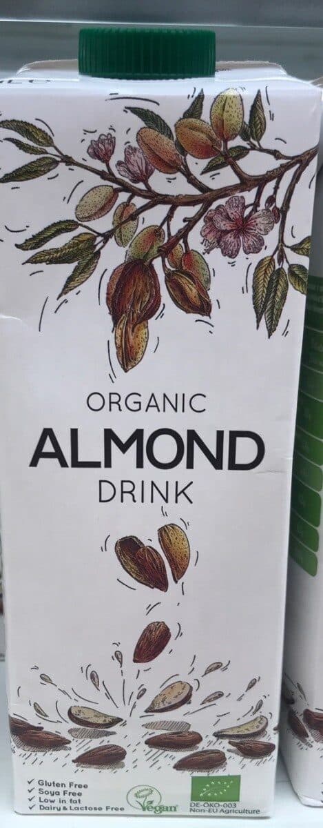 Organic Almond Drink packshot