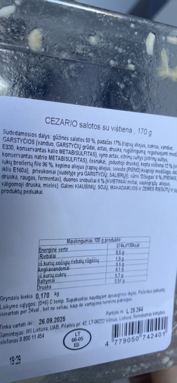 Iki Cezario Salotos Su Vištiena packshot