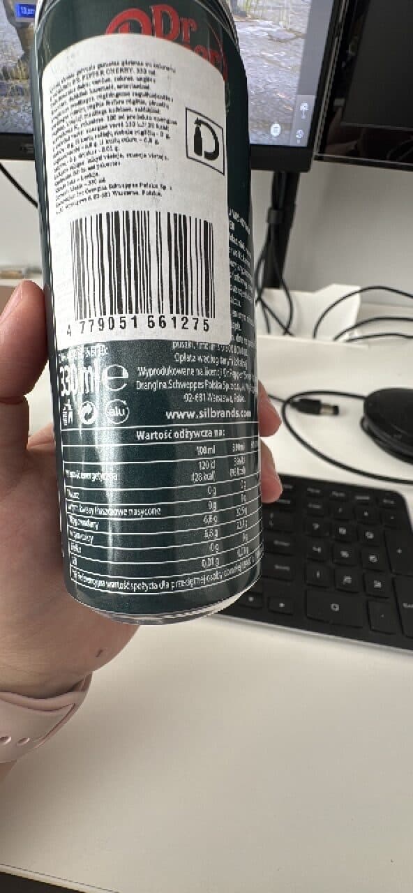 Dr Pepper cherry packshot