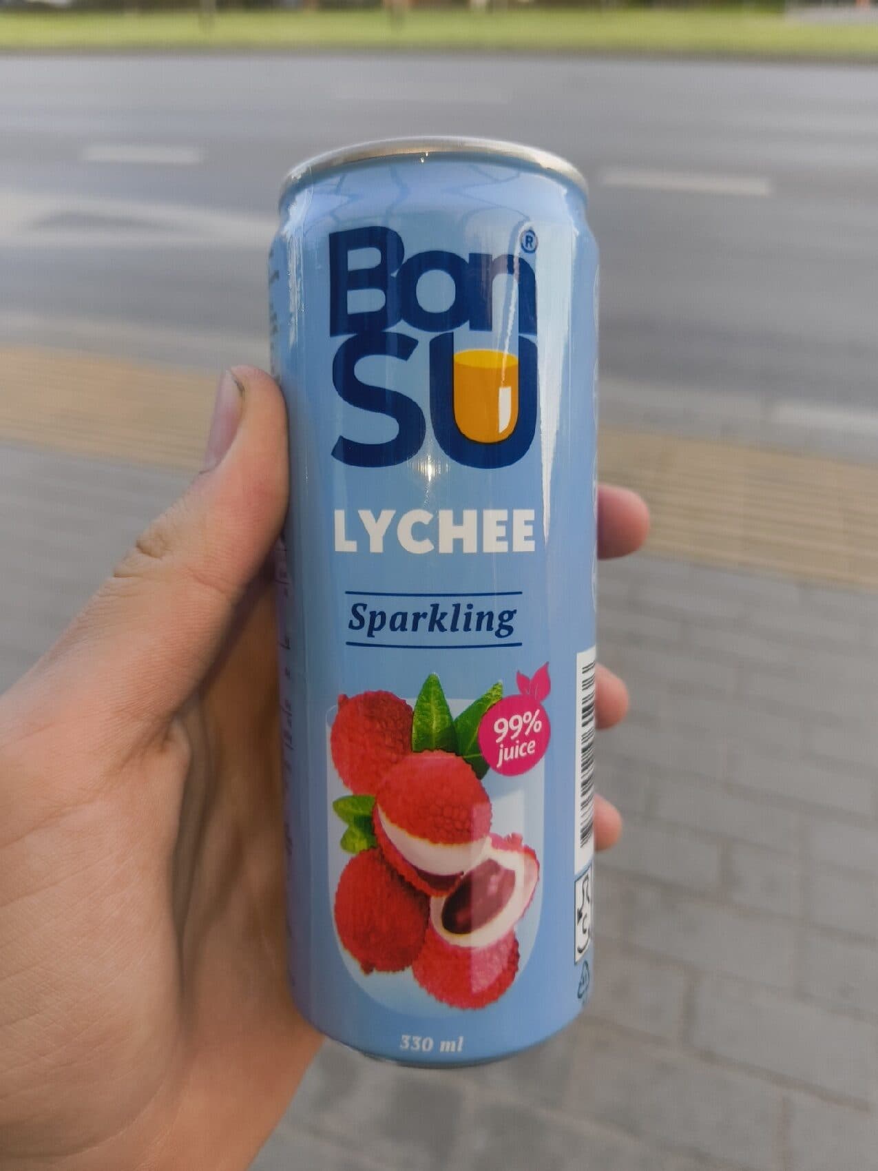 Bon Su Lychee Sparkling packshot