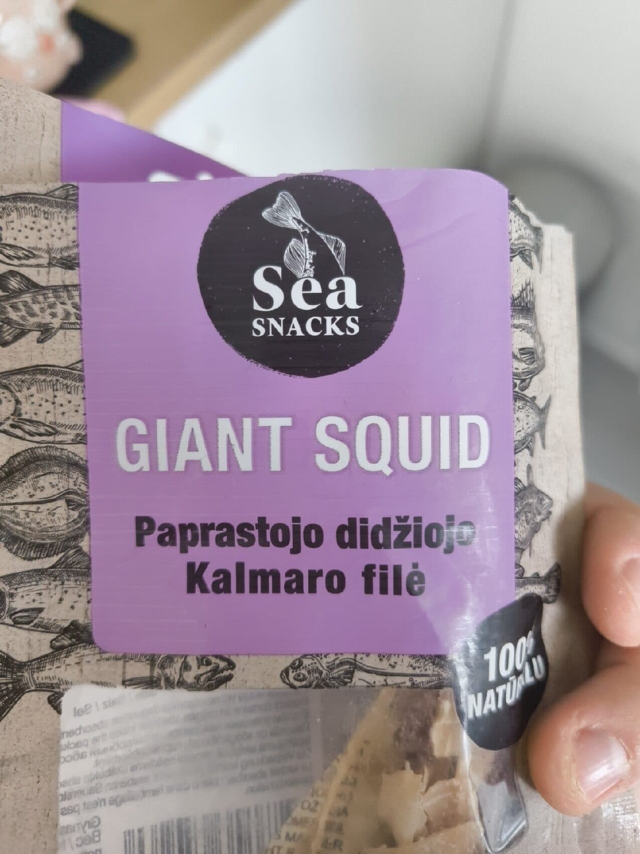 Sea Snacks GIANT SQUID packshot