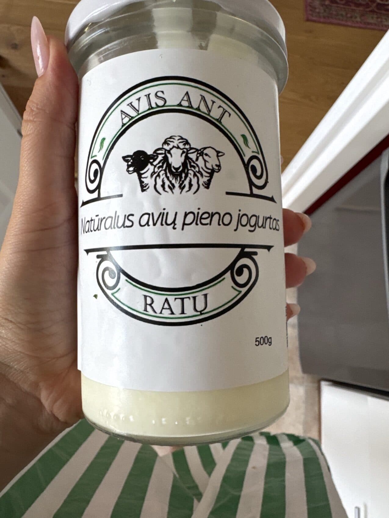Avis Ant Ratu Natural Sheep Yogurt packshot