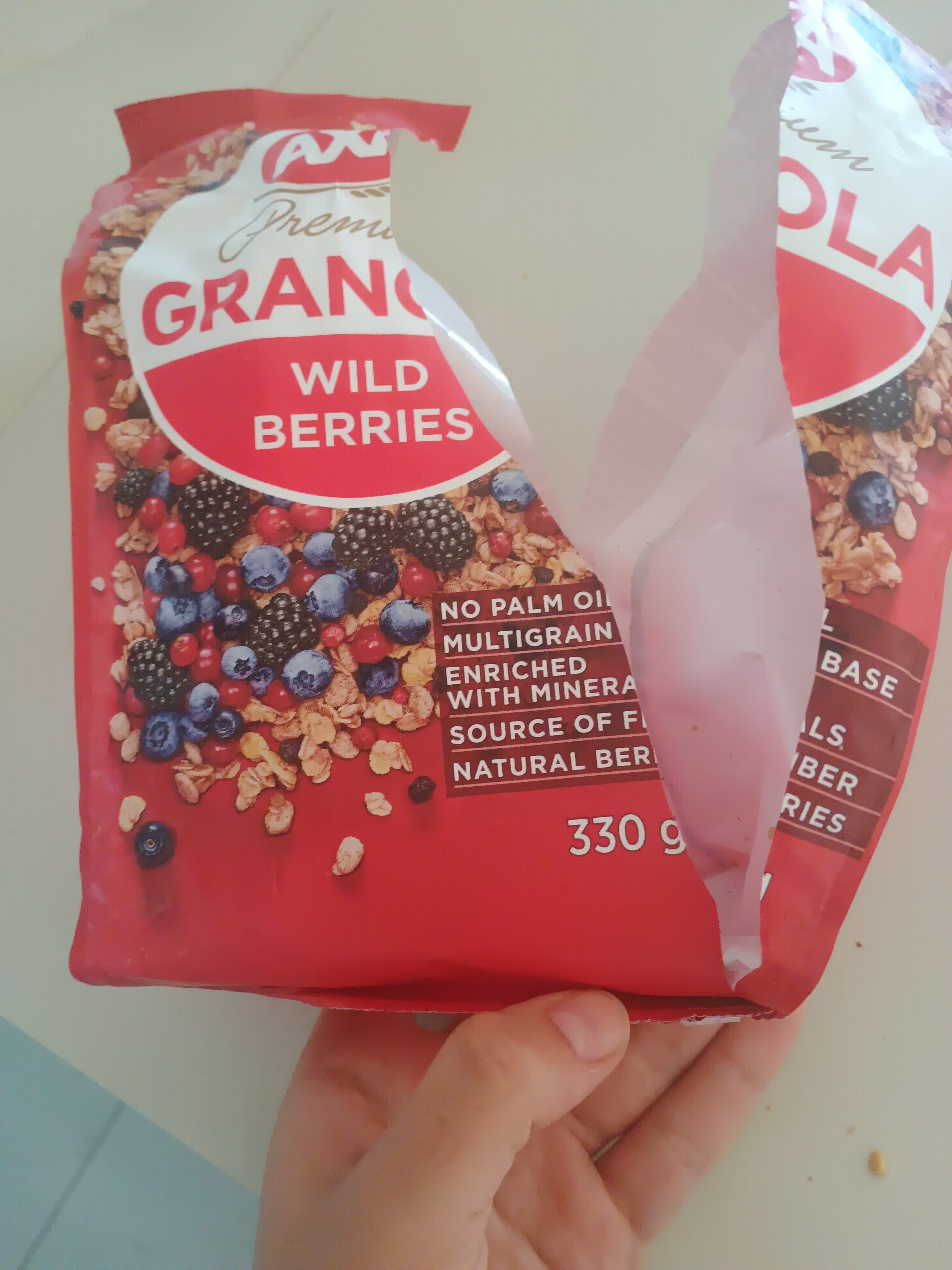 AXA Granola лісові ягоди packshot