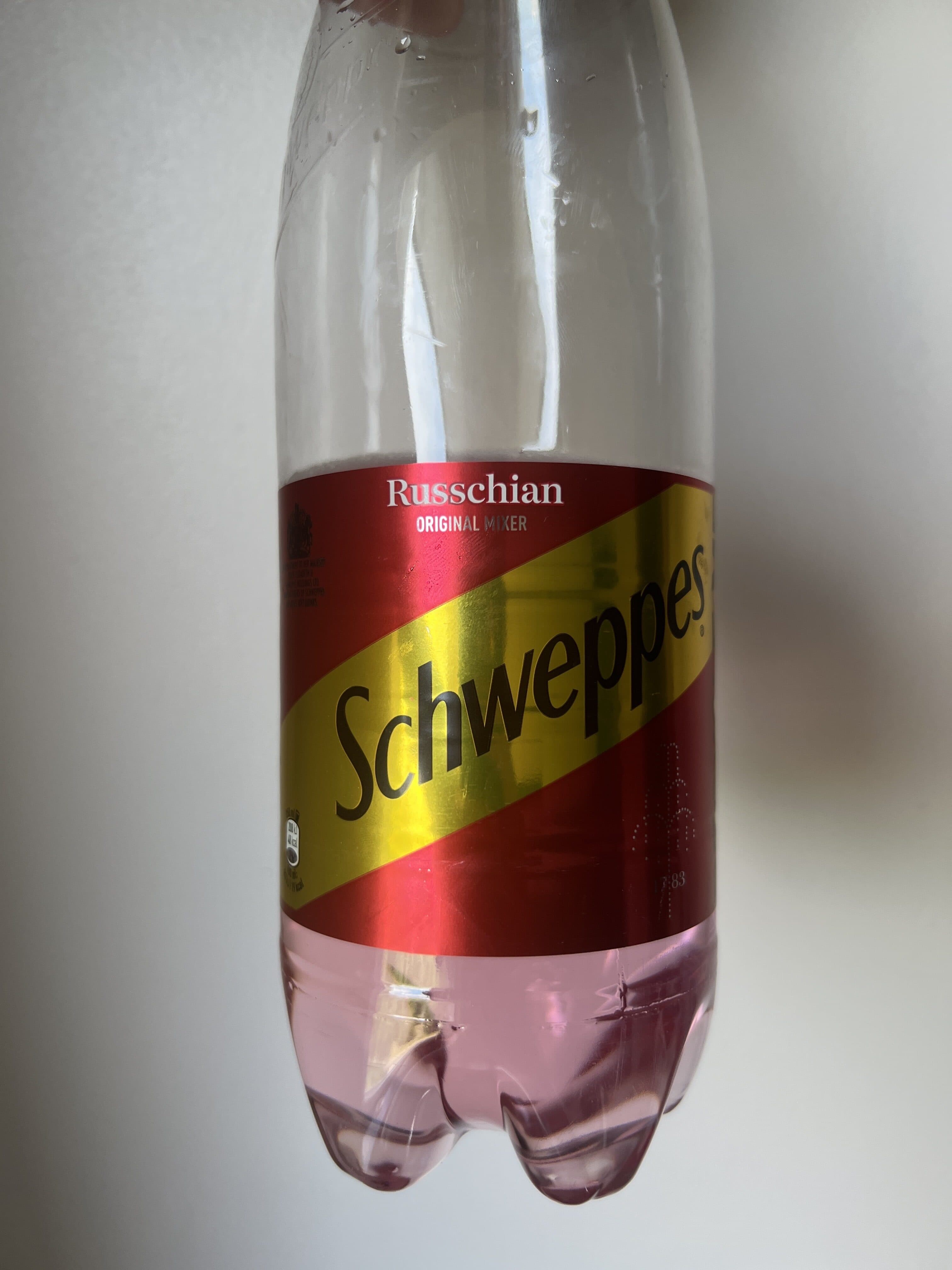 Schweppes Schweppes Russchian packshot