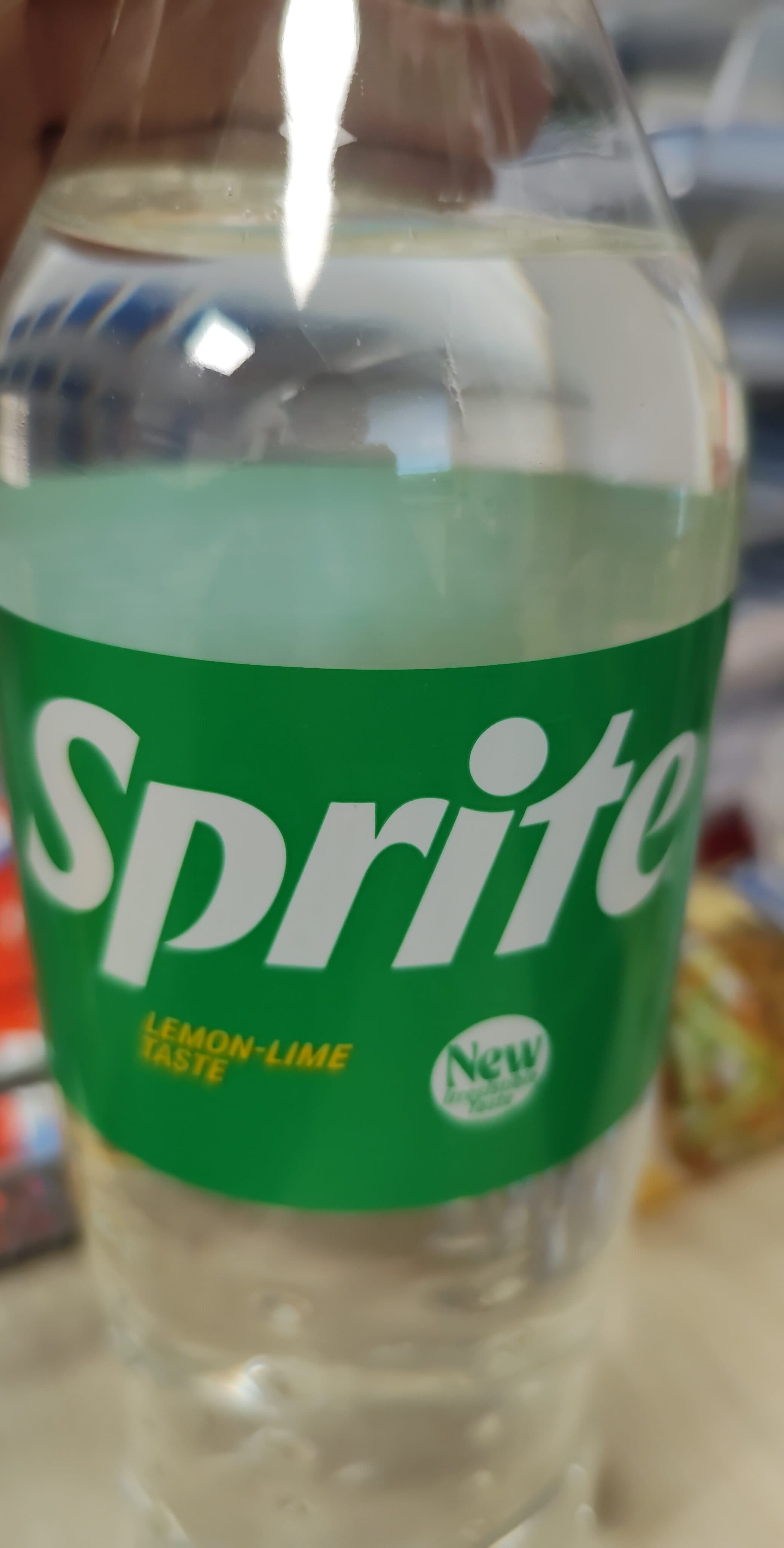 The Coca-Cola Company Carbonated softdrink with lemon and lime taste - Sprite packshot