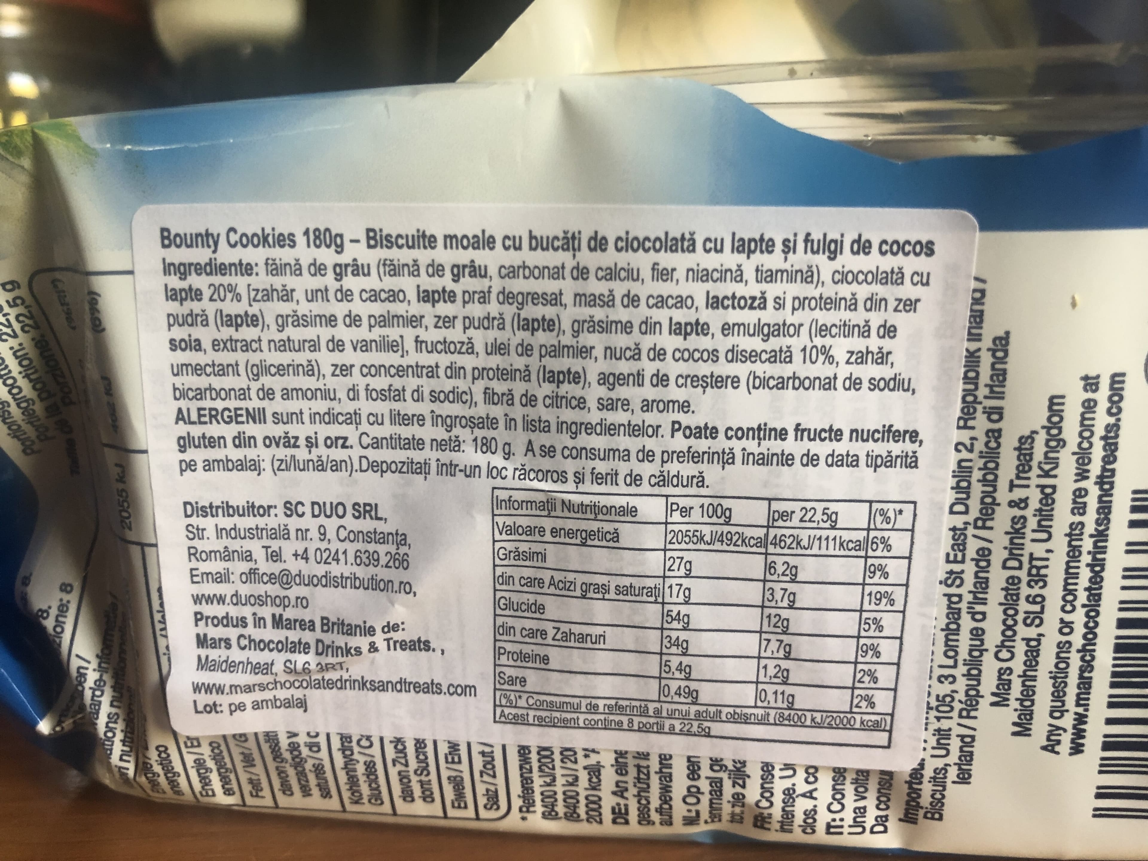 BOUNTY Soft Baked Cookies packshot