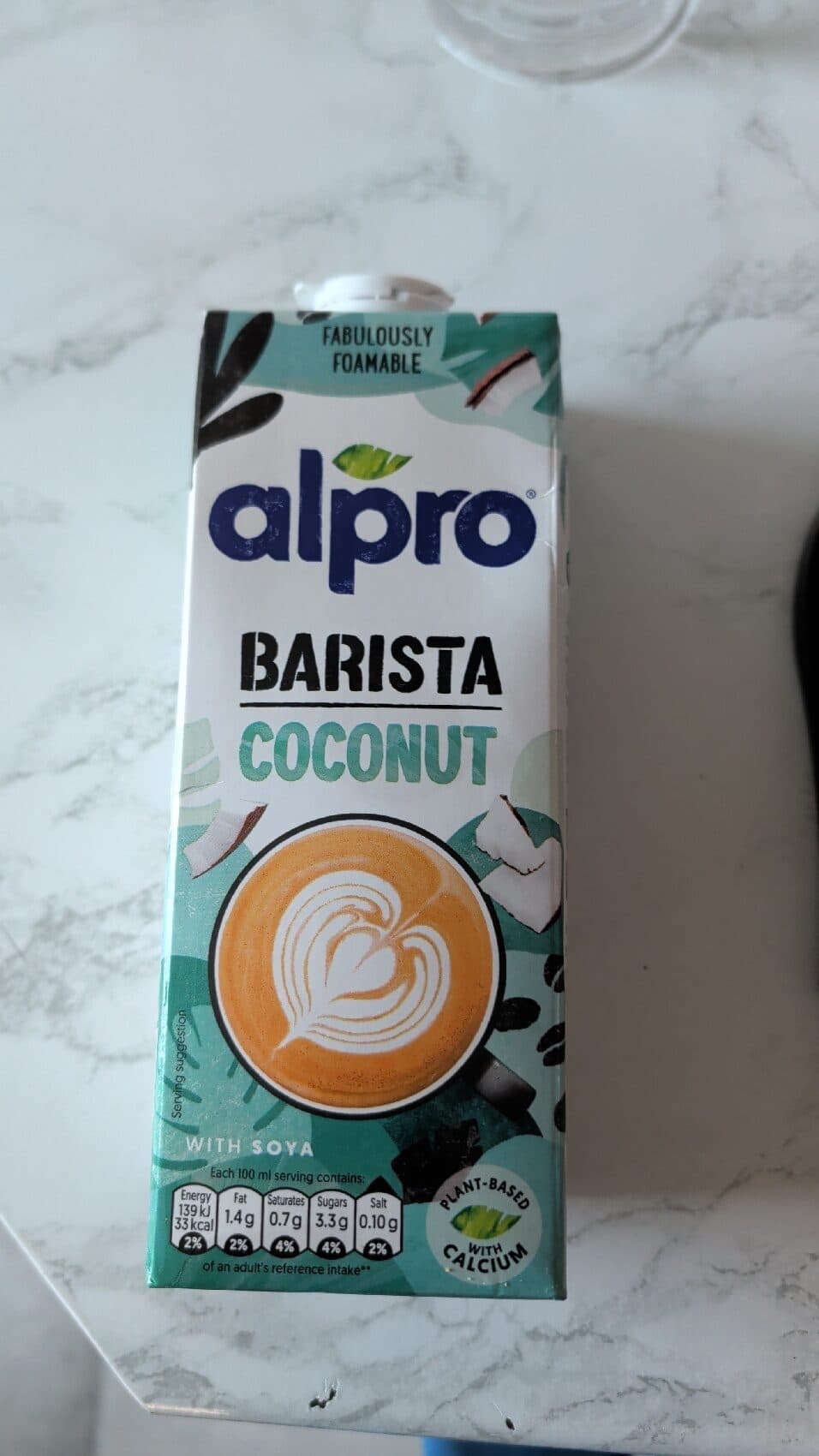 alpro Kokosnussdrink mit Soja, Barista packshot